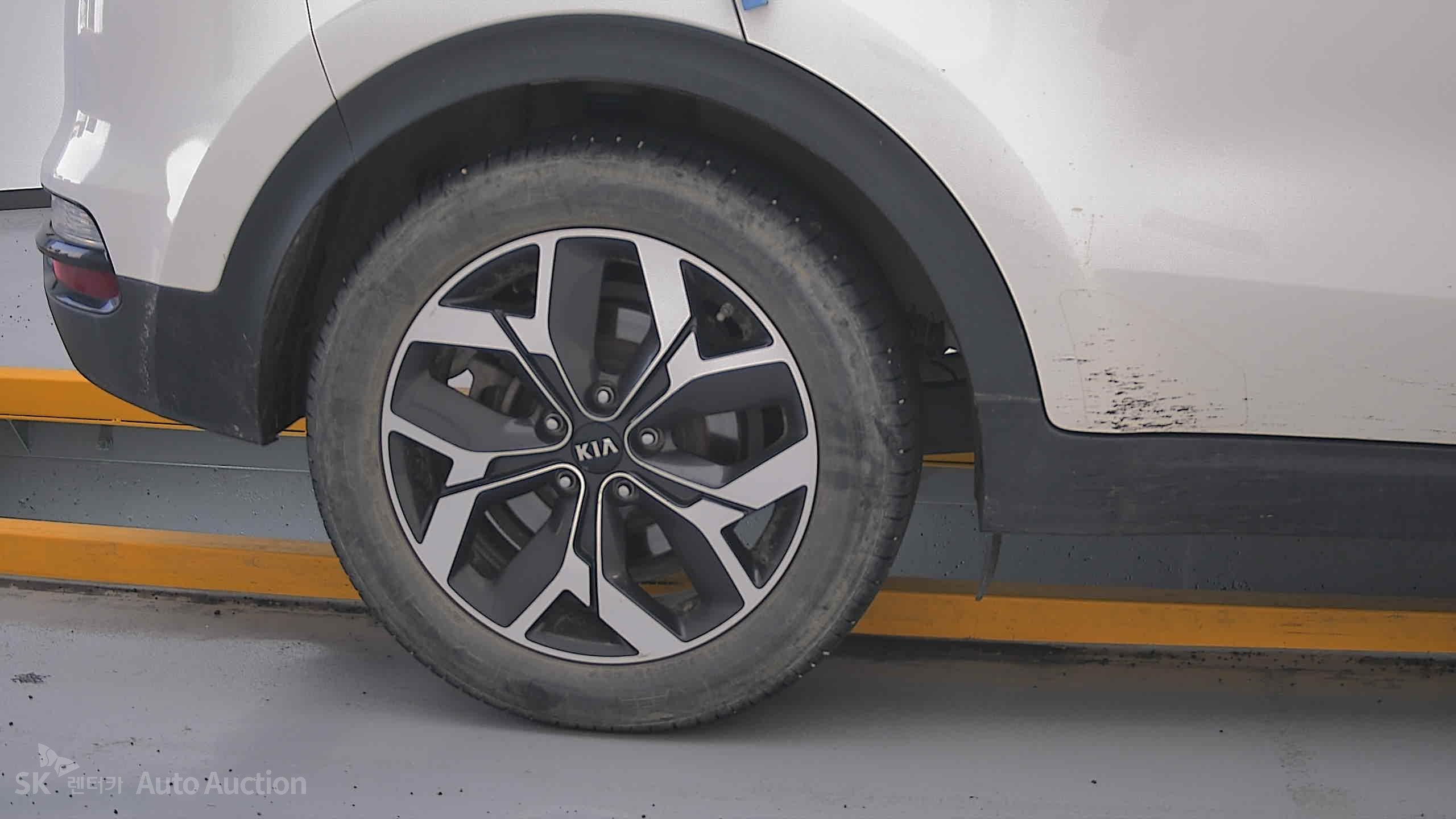 2022 - kia sportage