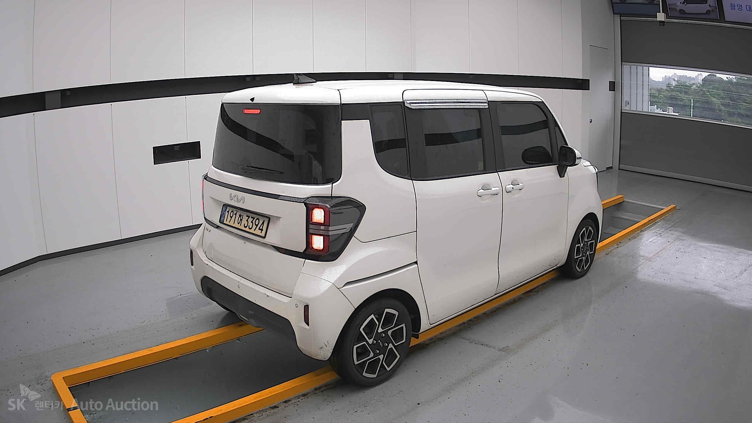 2023 - kia ray