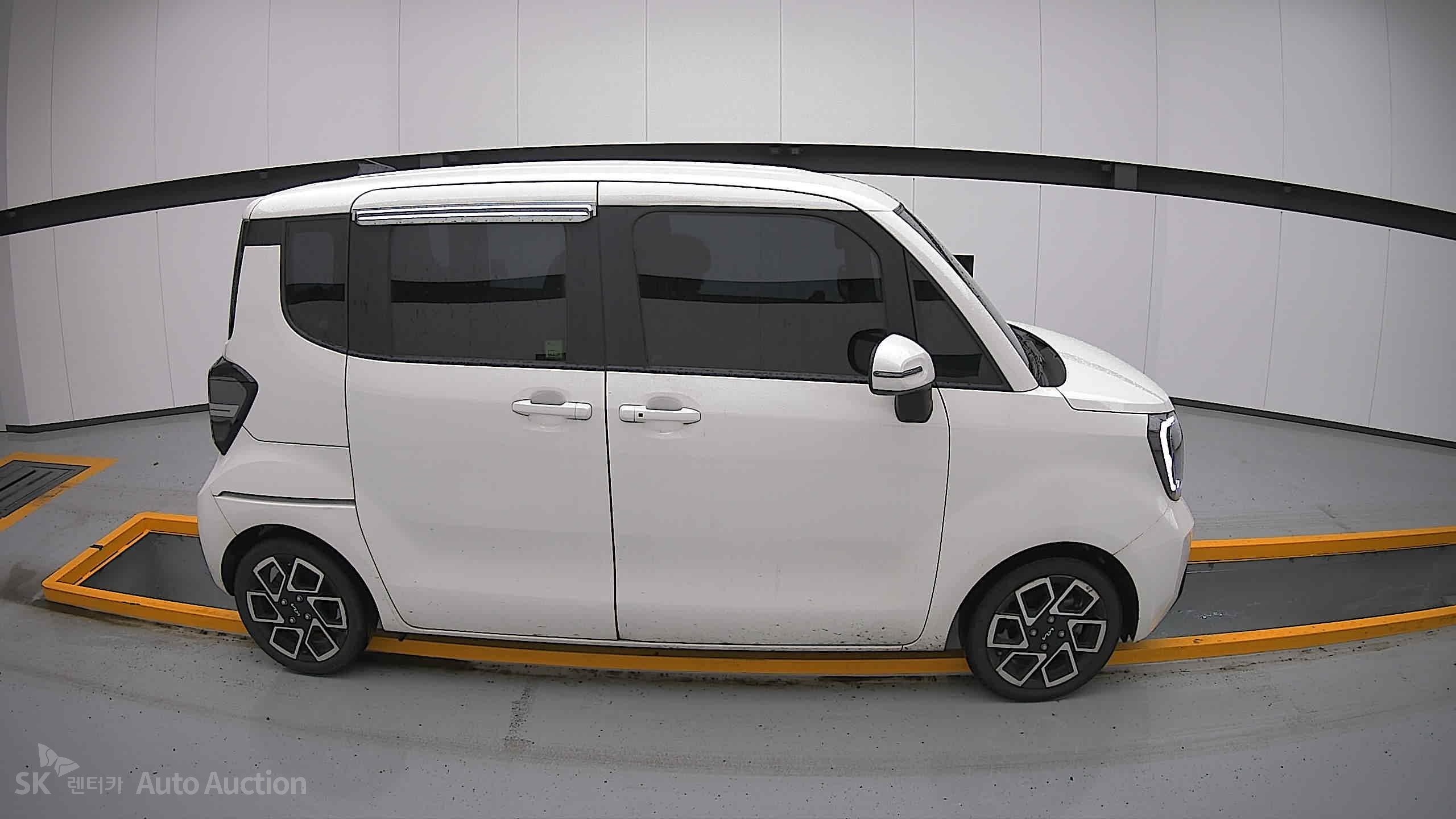 2023 - kia ray