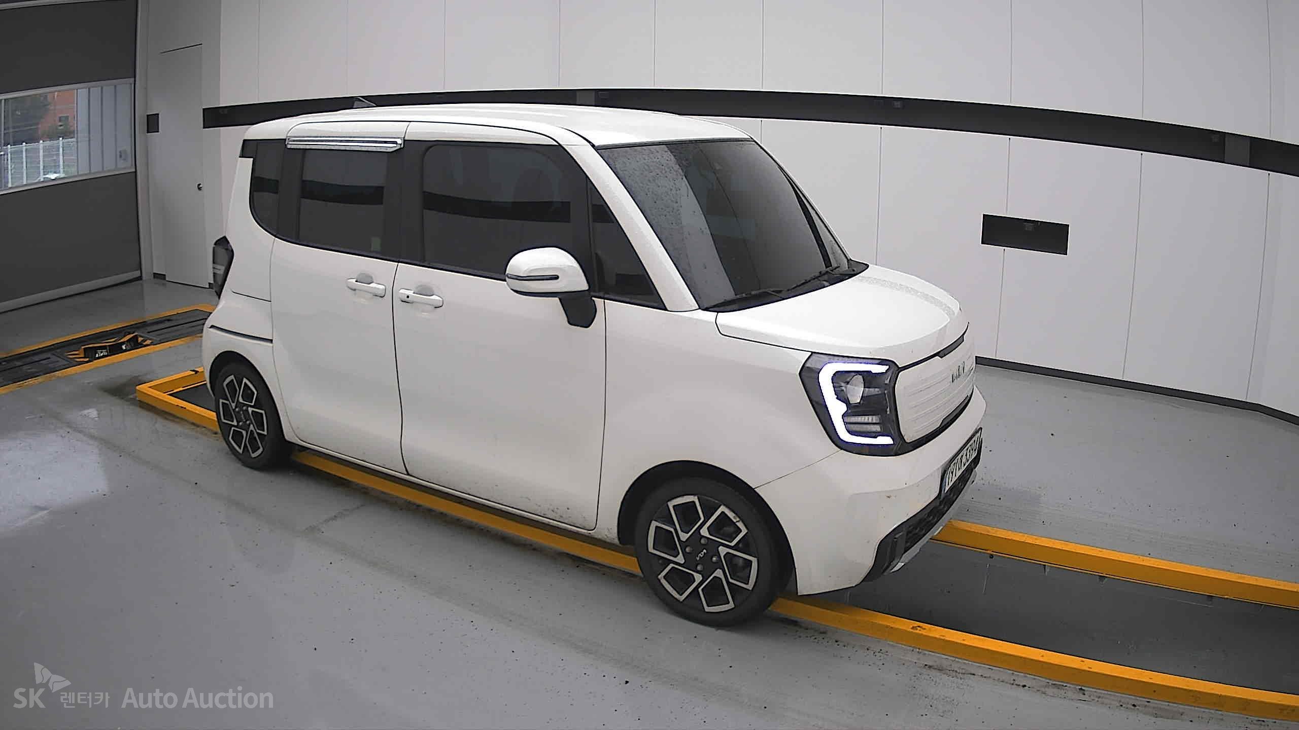 2023 - kia ray