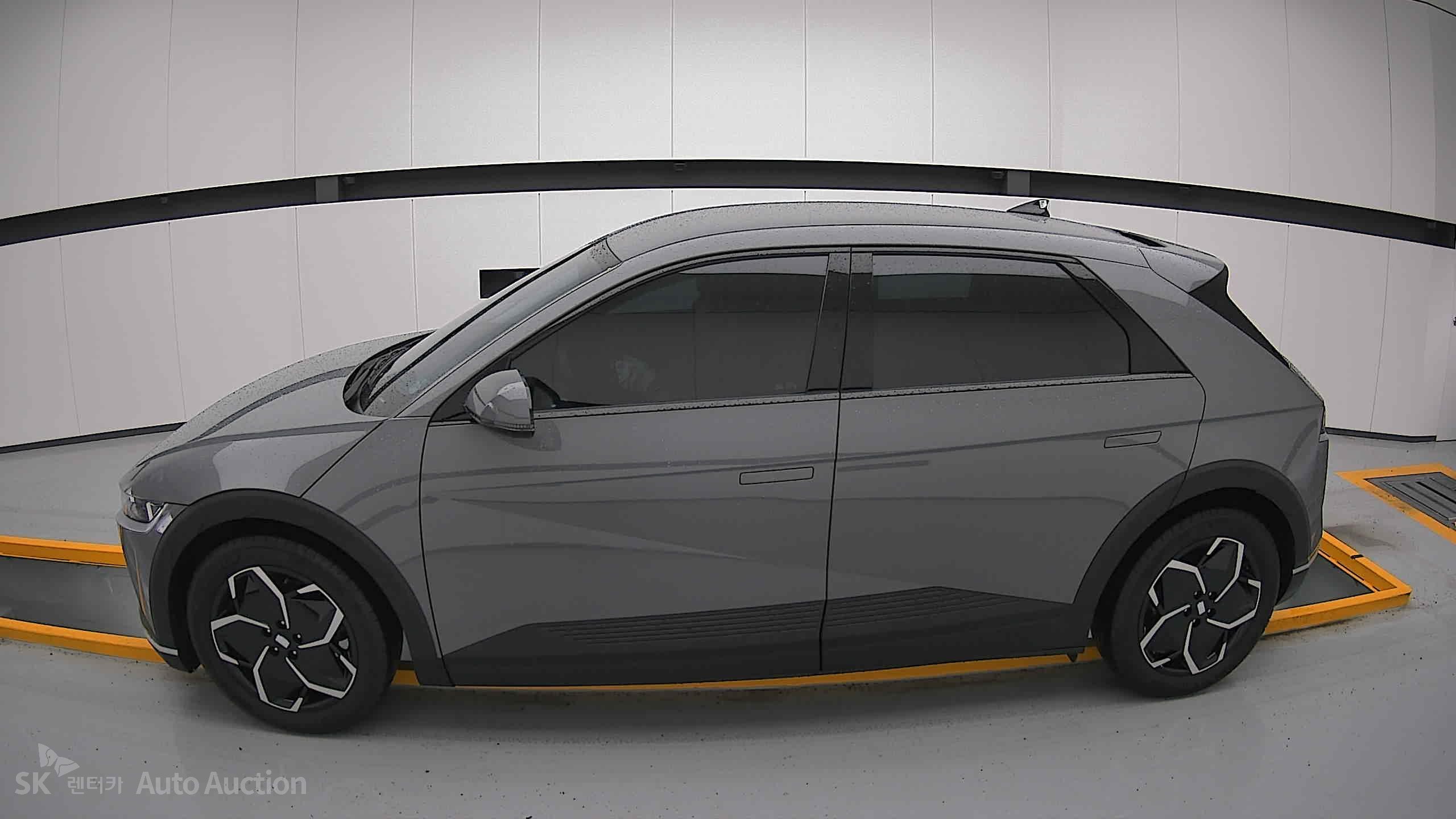 2023 - hyundai ioniq