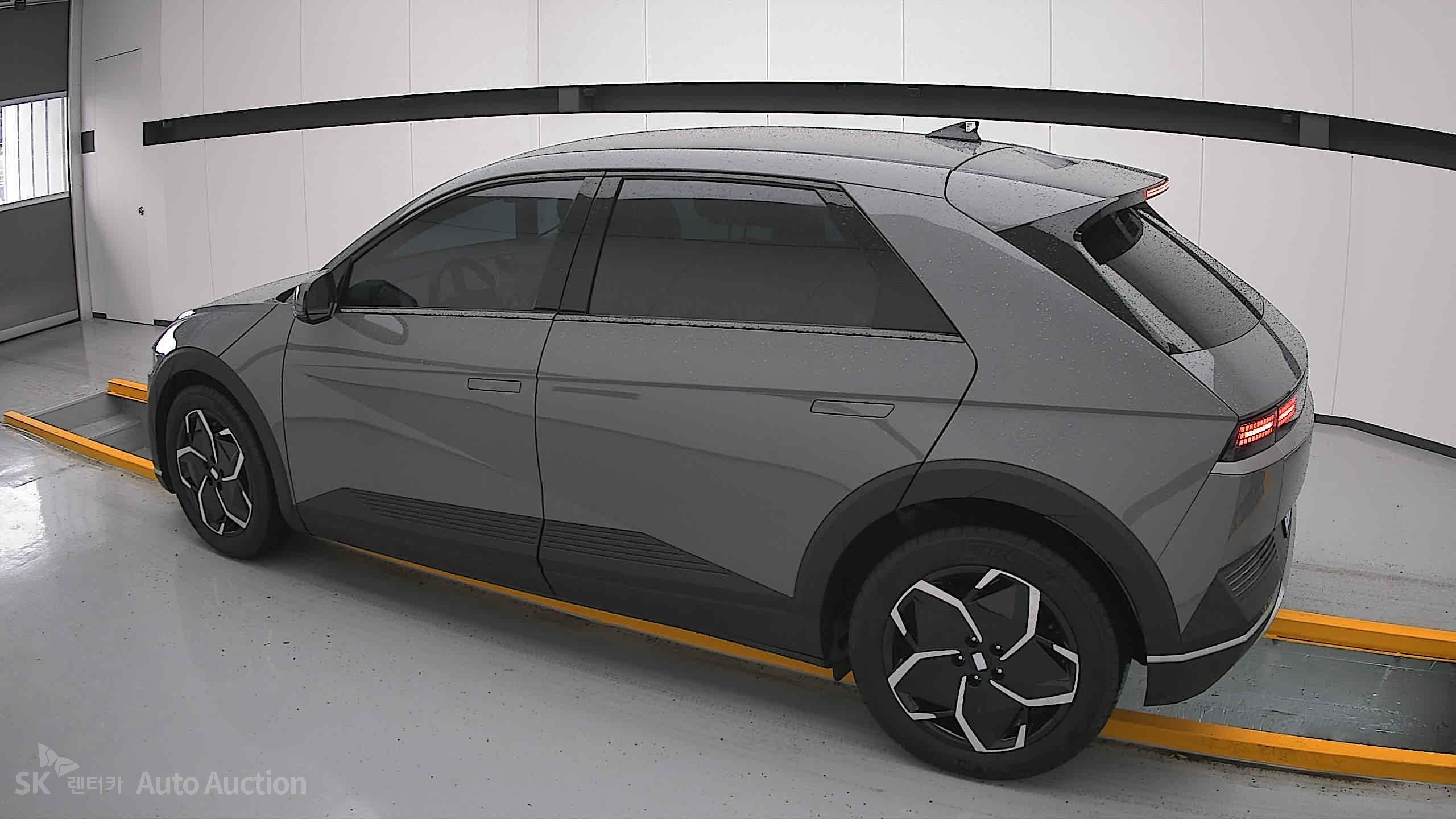 2023 - hyundai ioniq