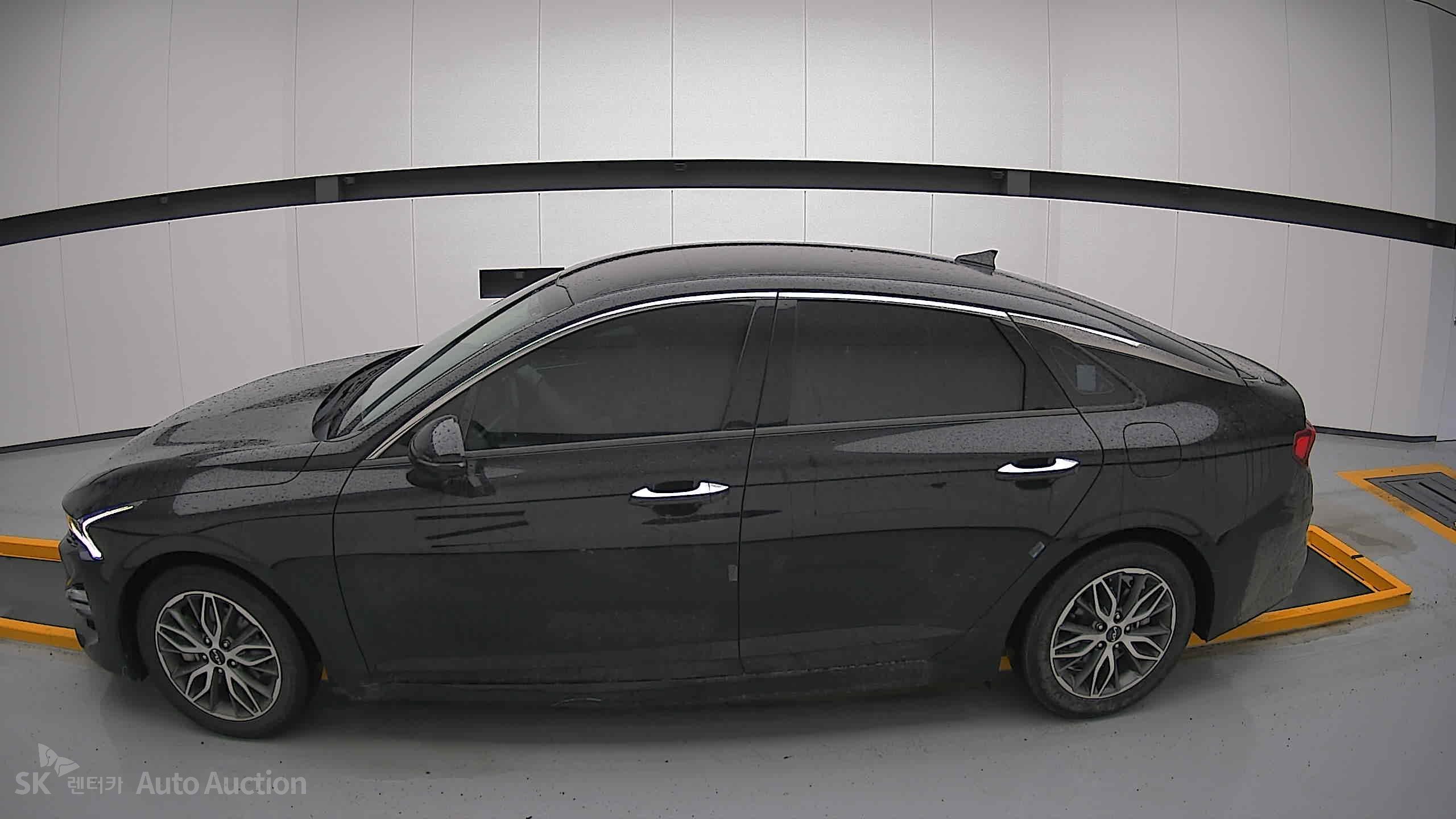 2023 - kia k5