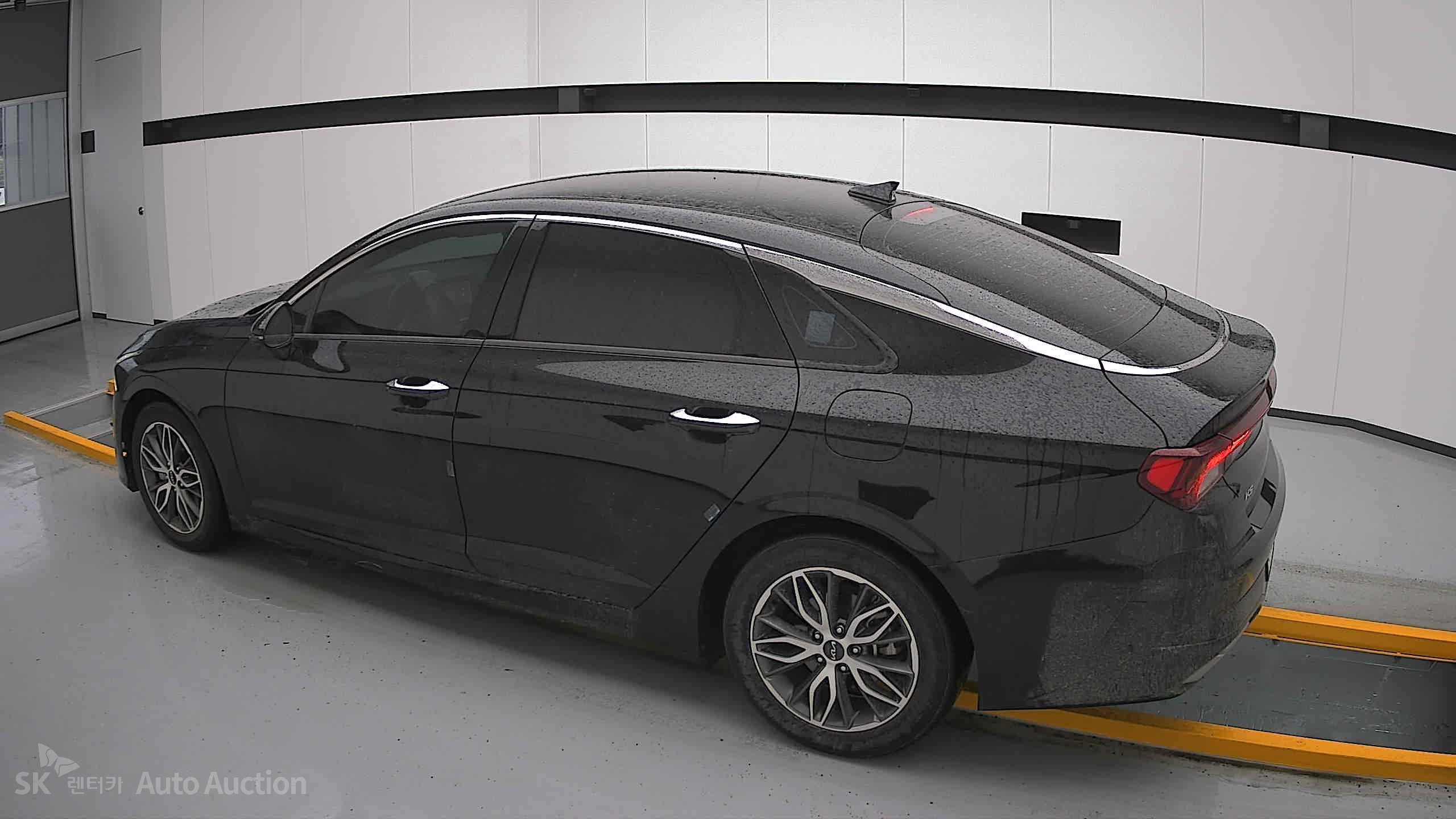2023 - kia k5
