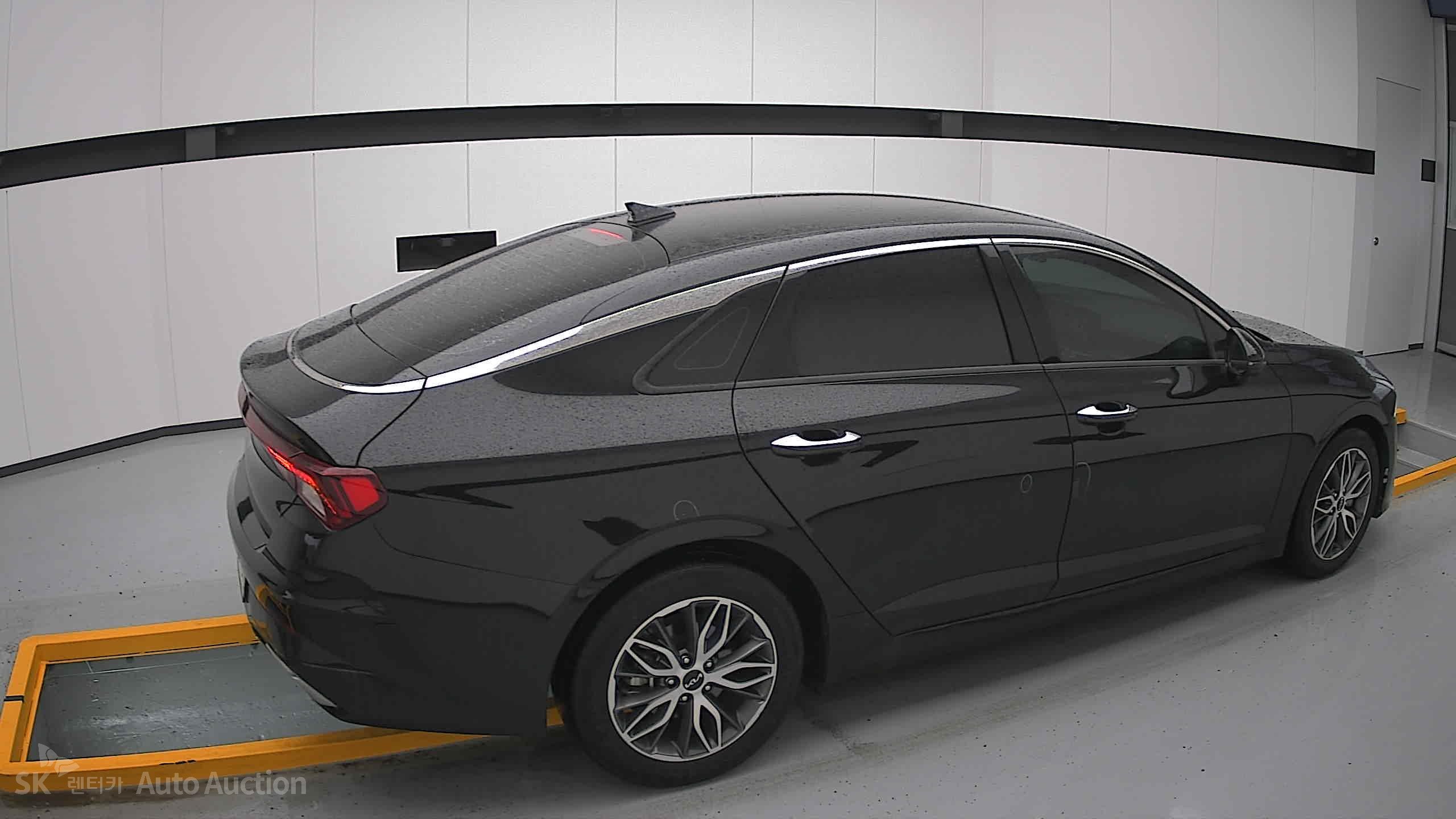 2023 - kia k5