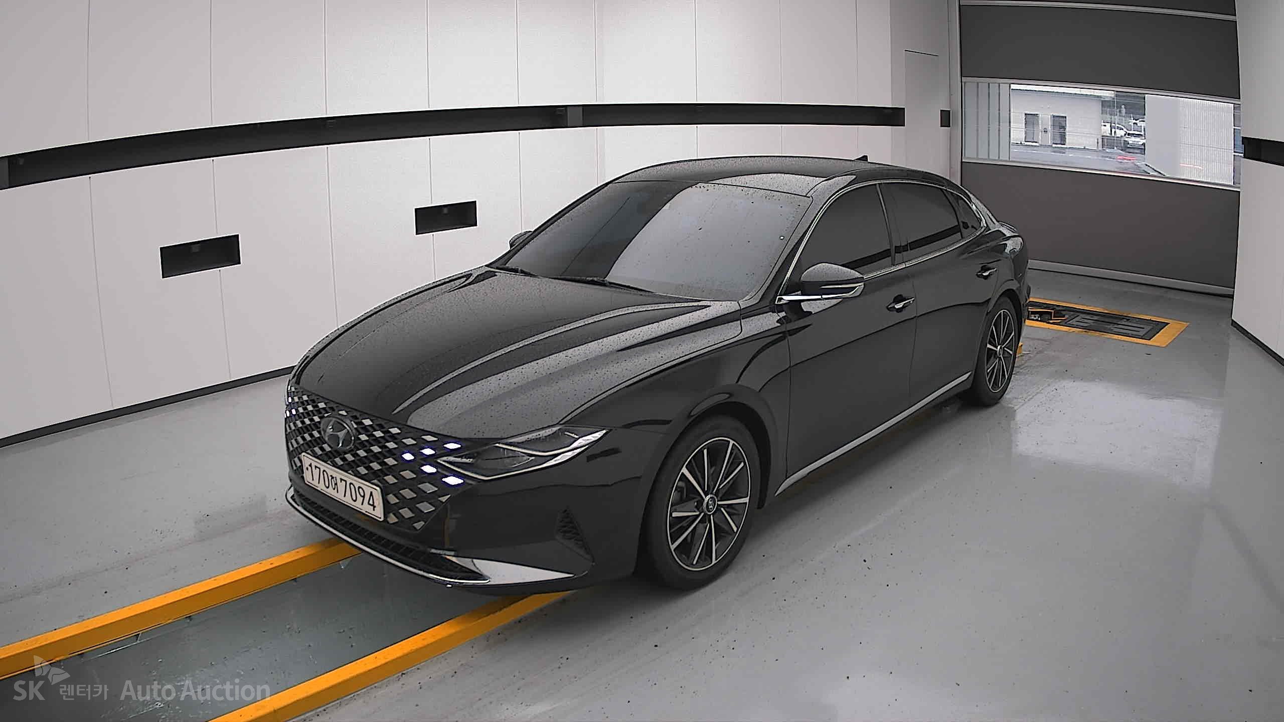 2021 - hyundai grandeur