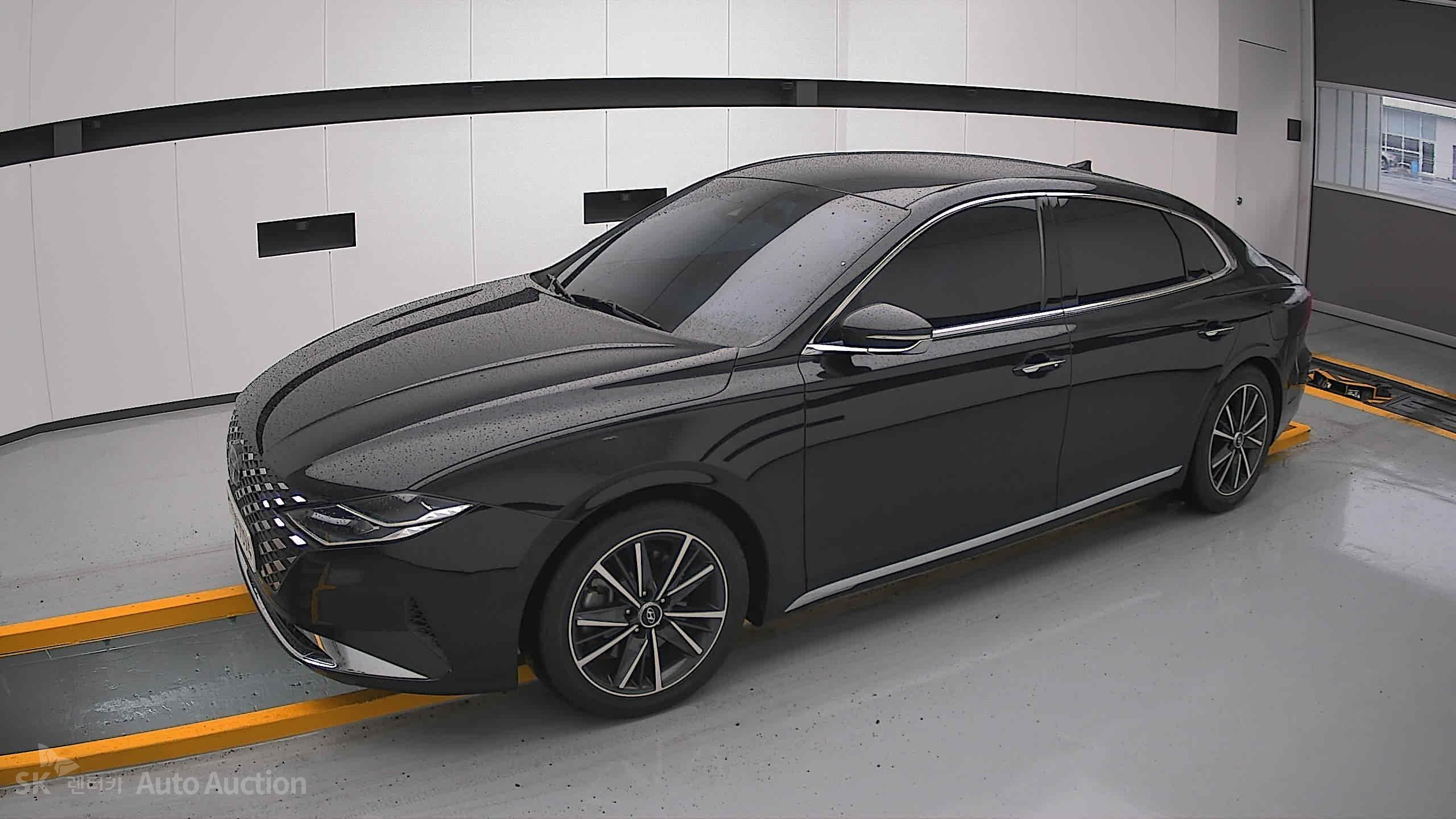 2021 - hyundai grandeur