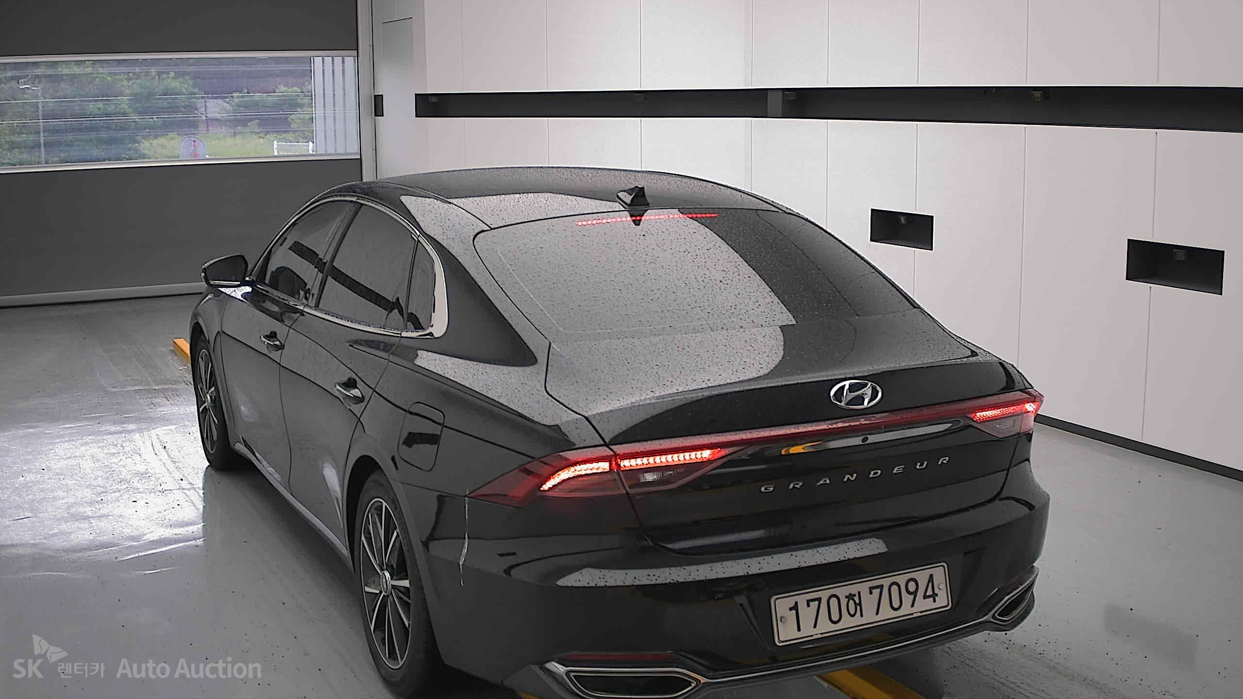 2021 - hyundai grandeur