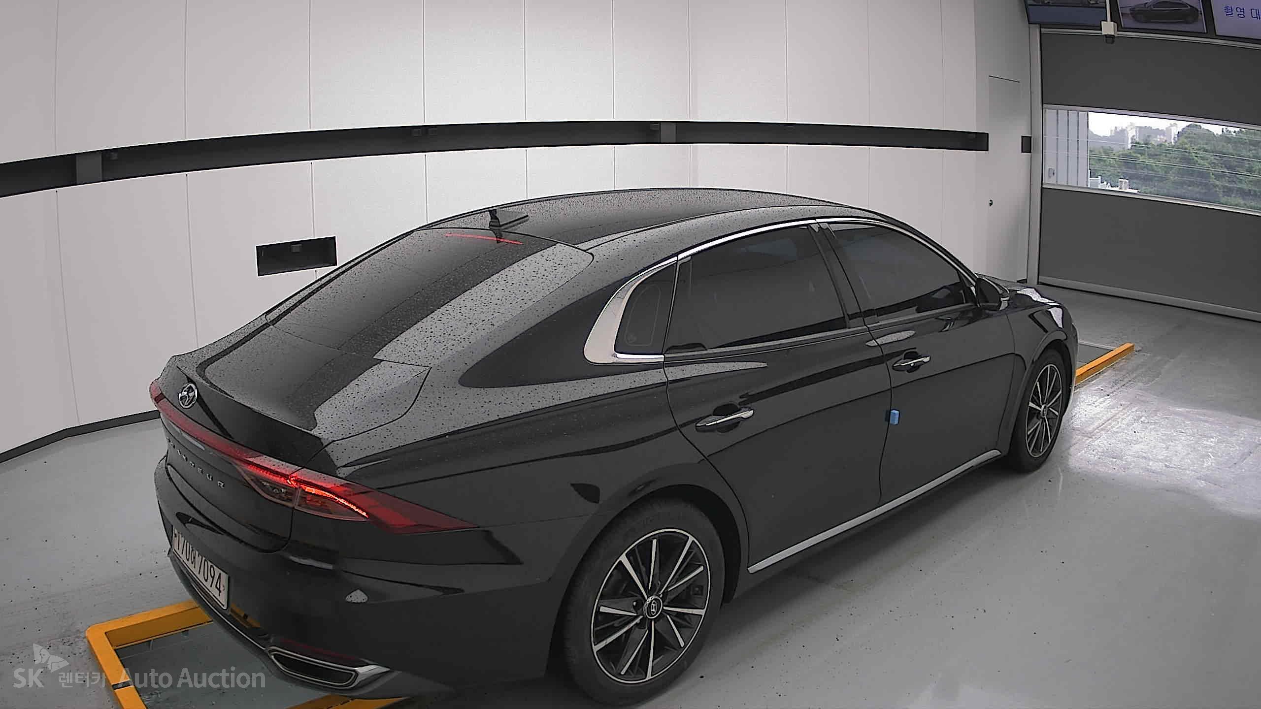 2021 - hyundai grandeur