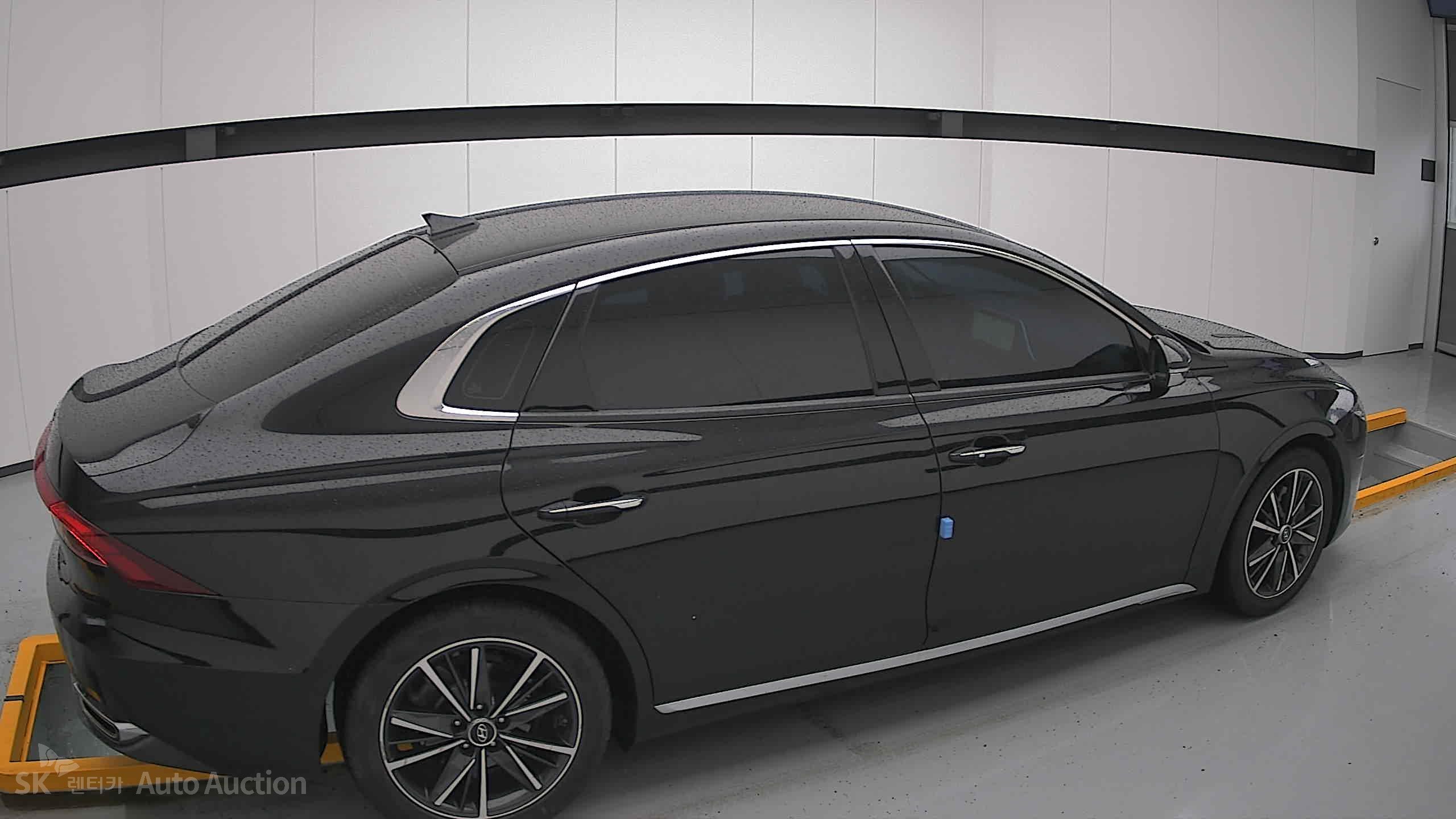 2021 - hyundai grandeur