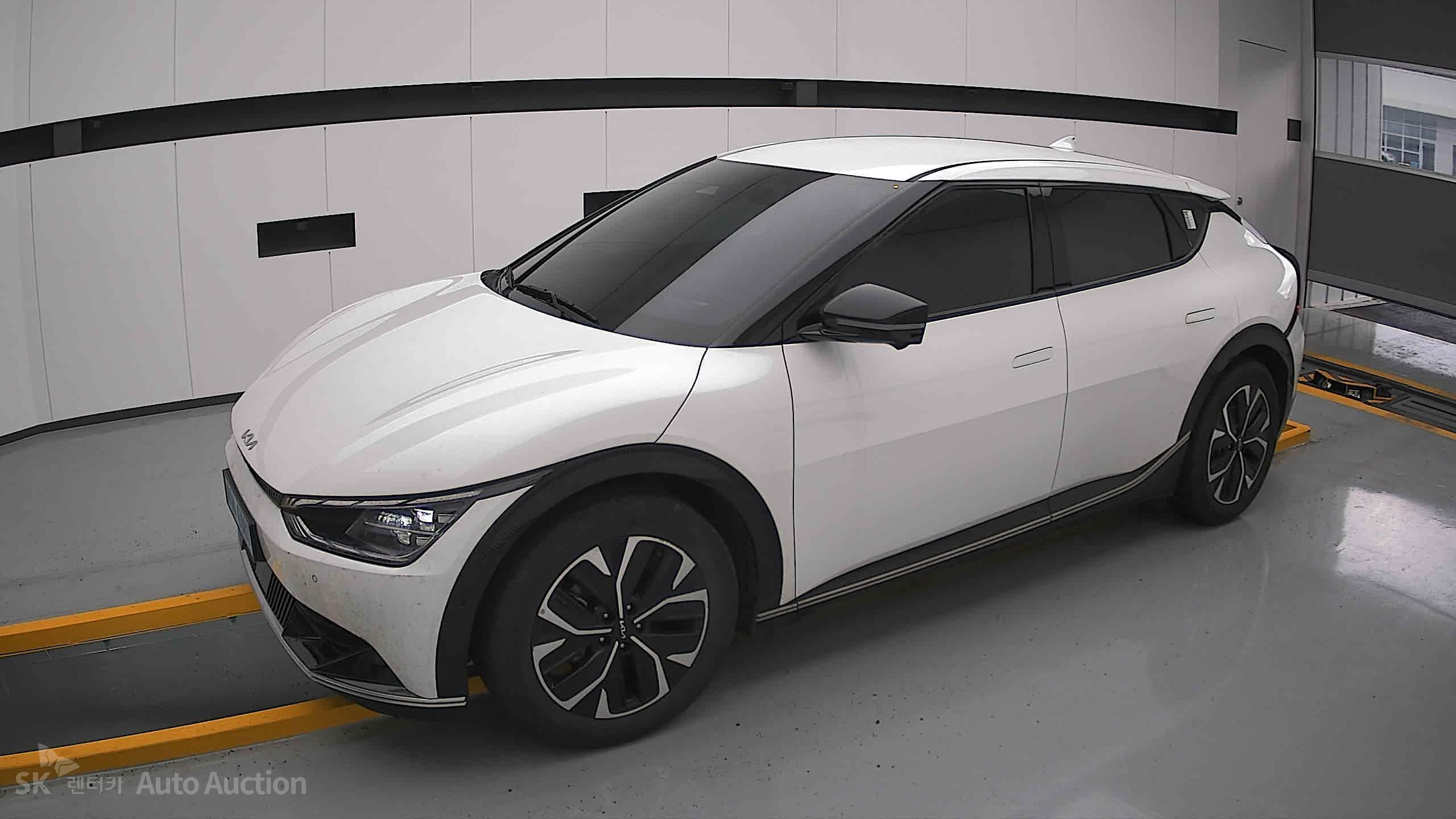 2023 - kia ev6