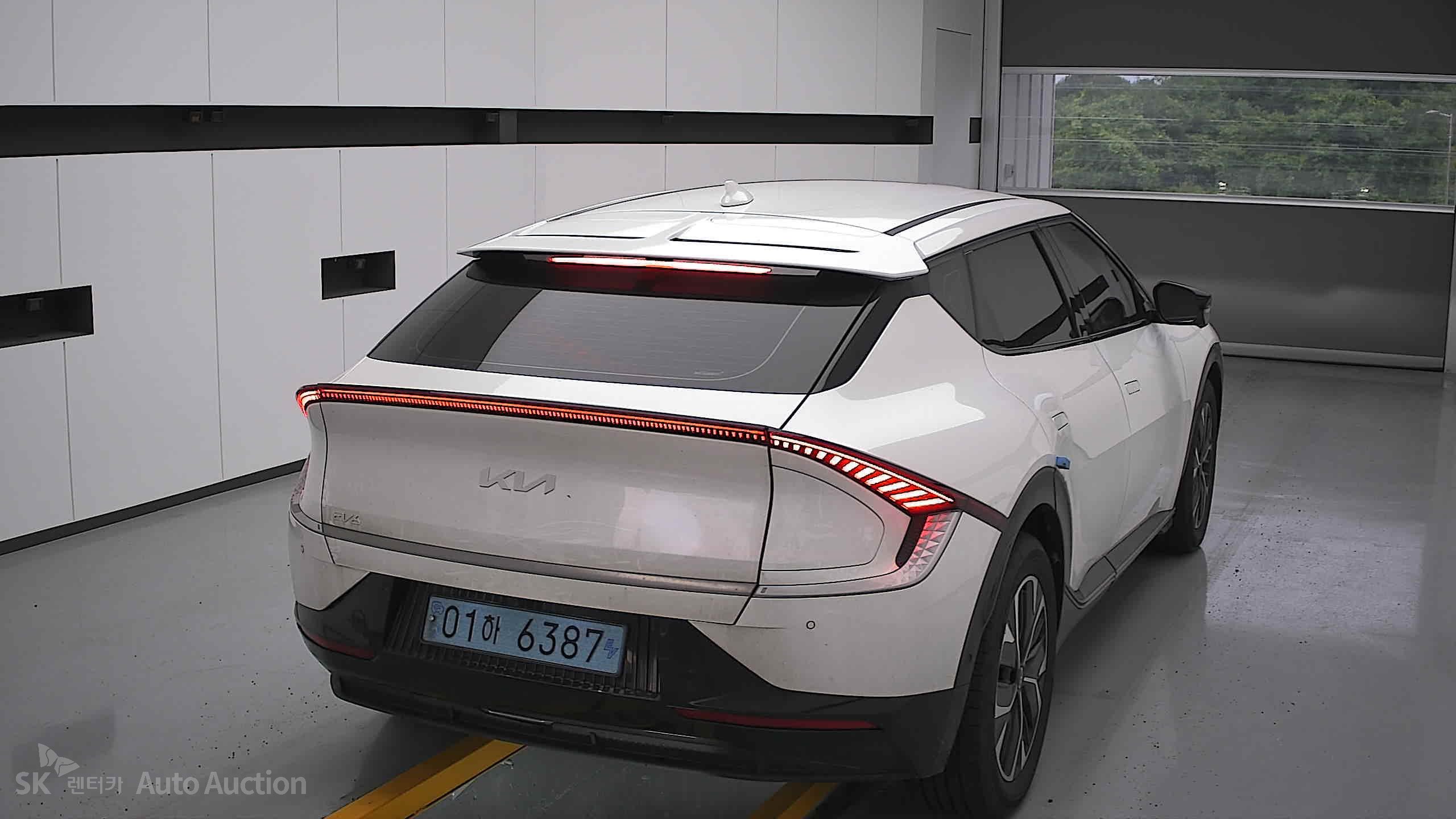2023 - kia ev6