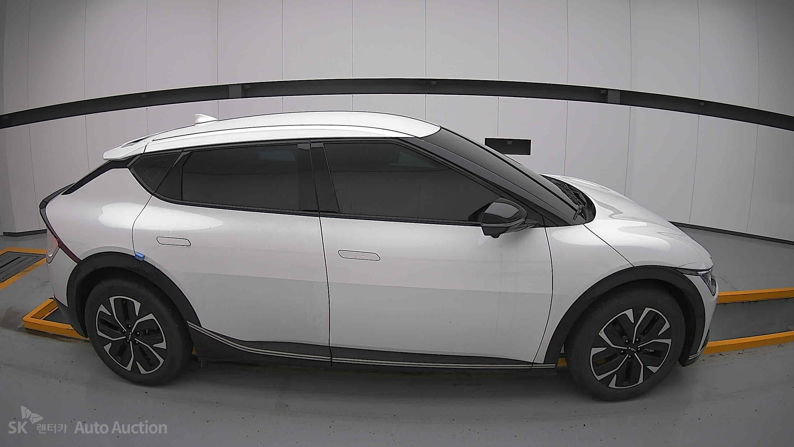 2023 - kia ev6