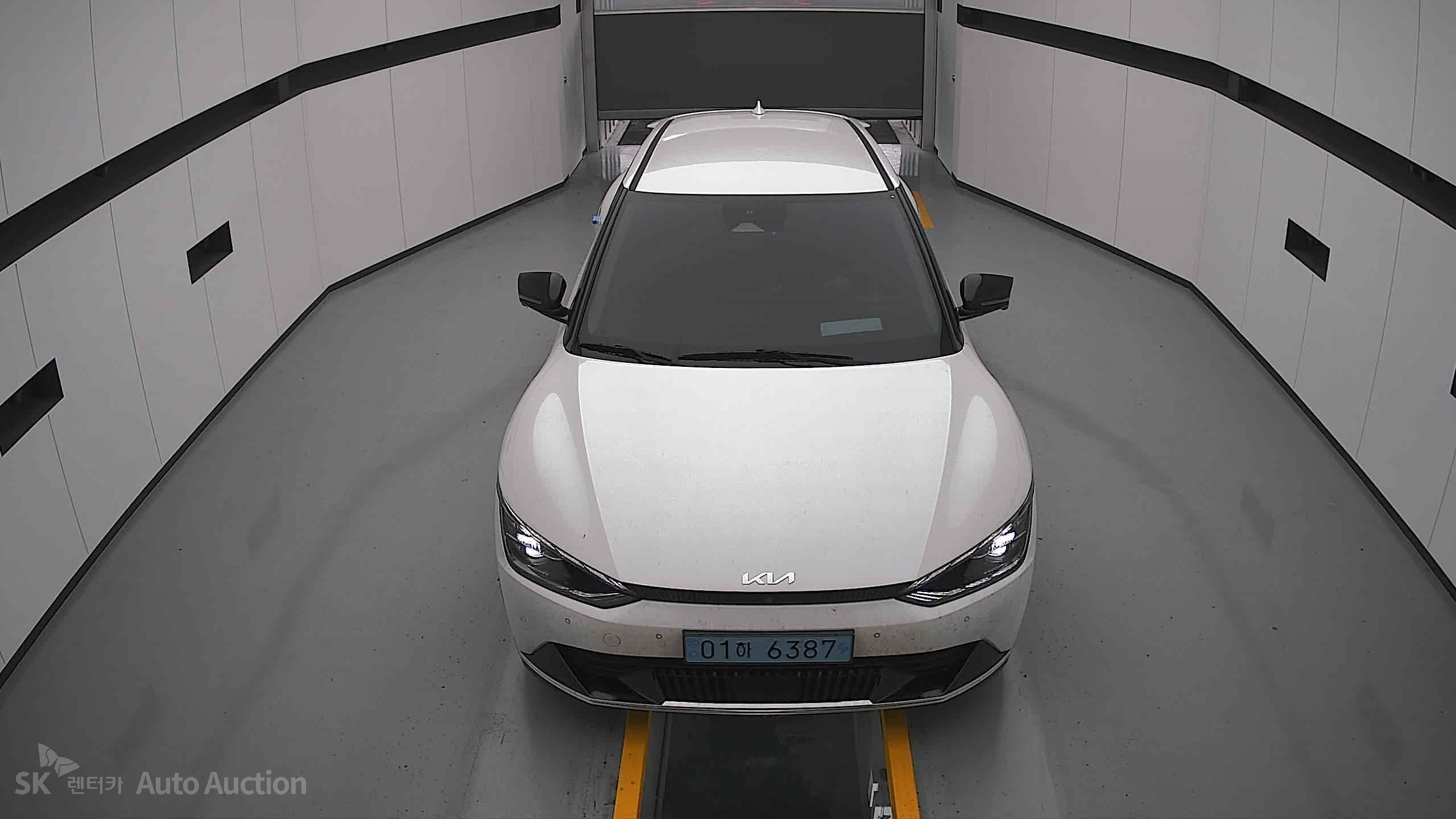 2023 - kia ev6