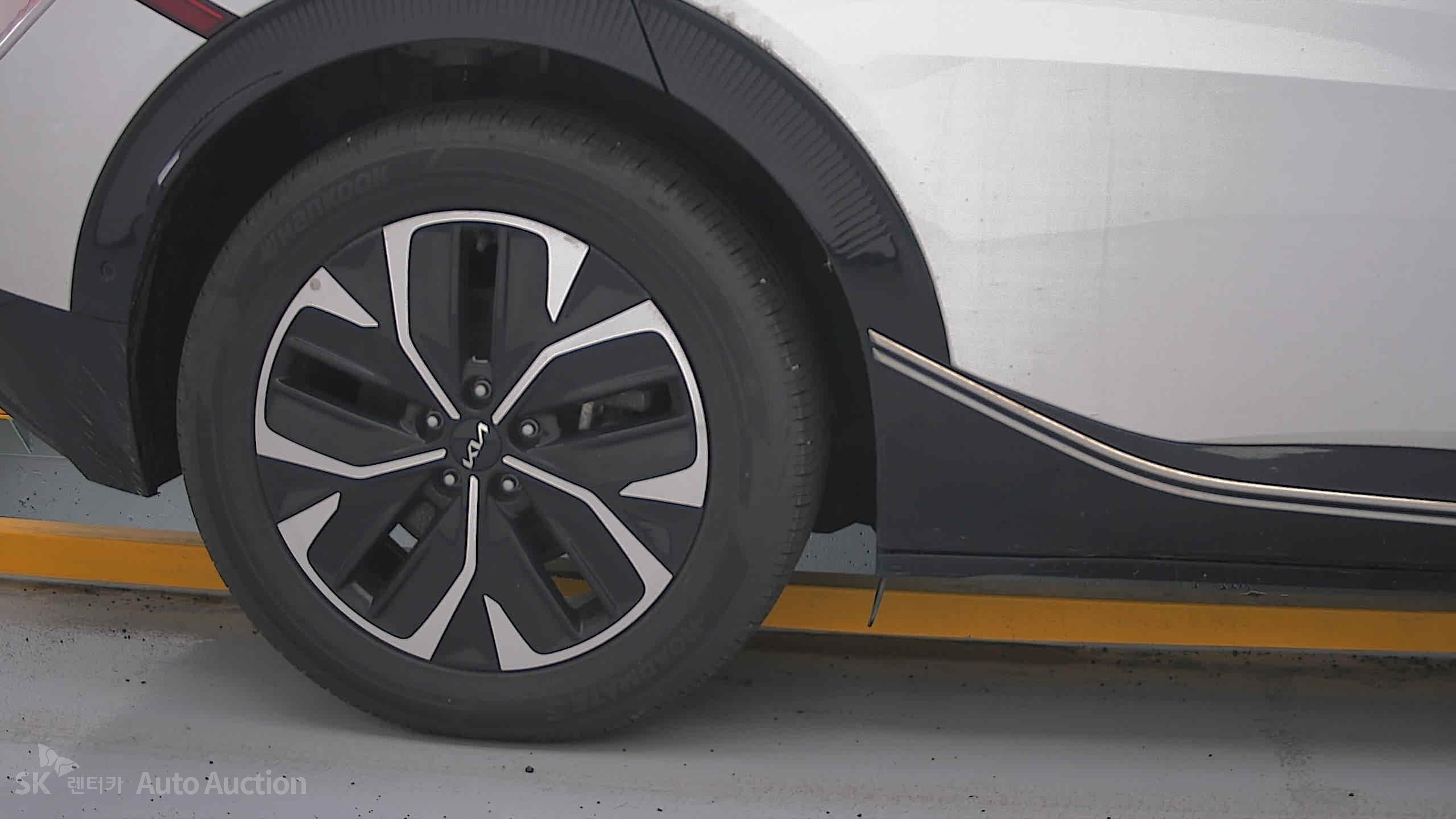 2023 - kia ev6