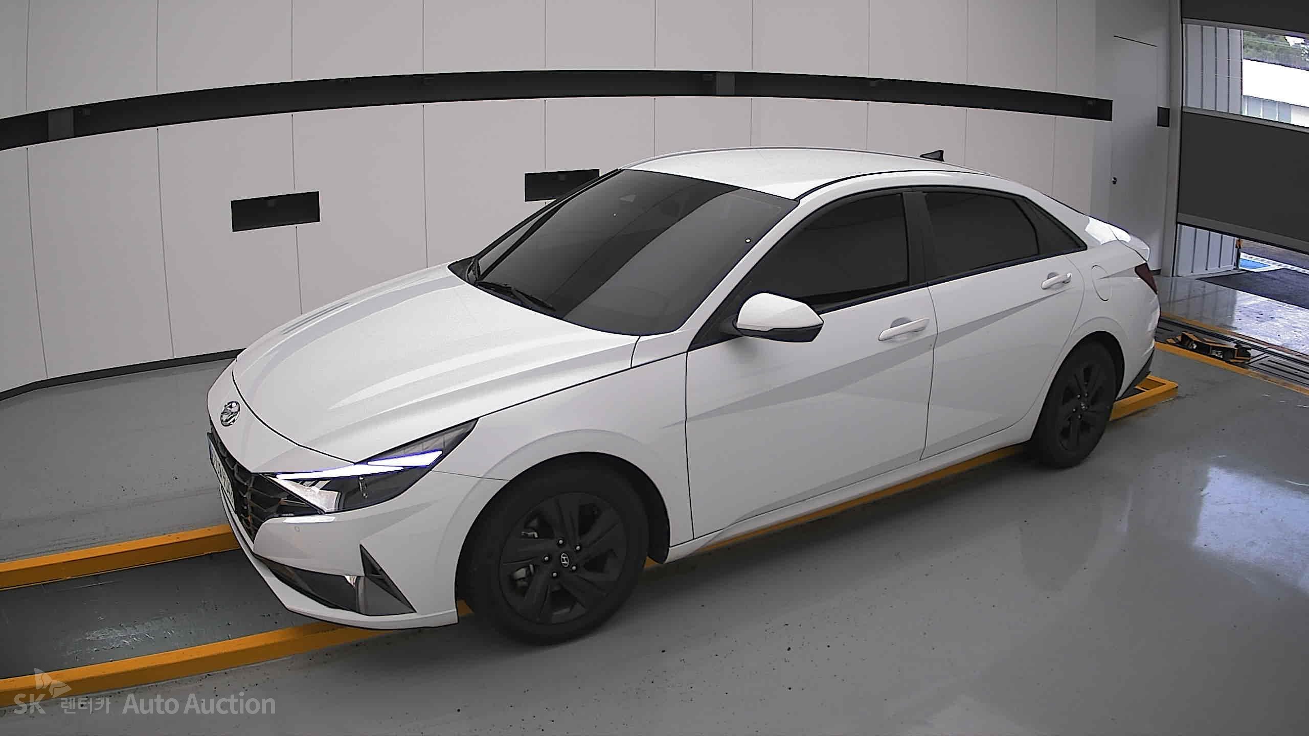 2023 - hyundai avante