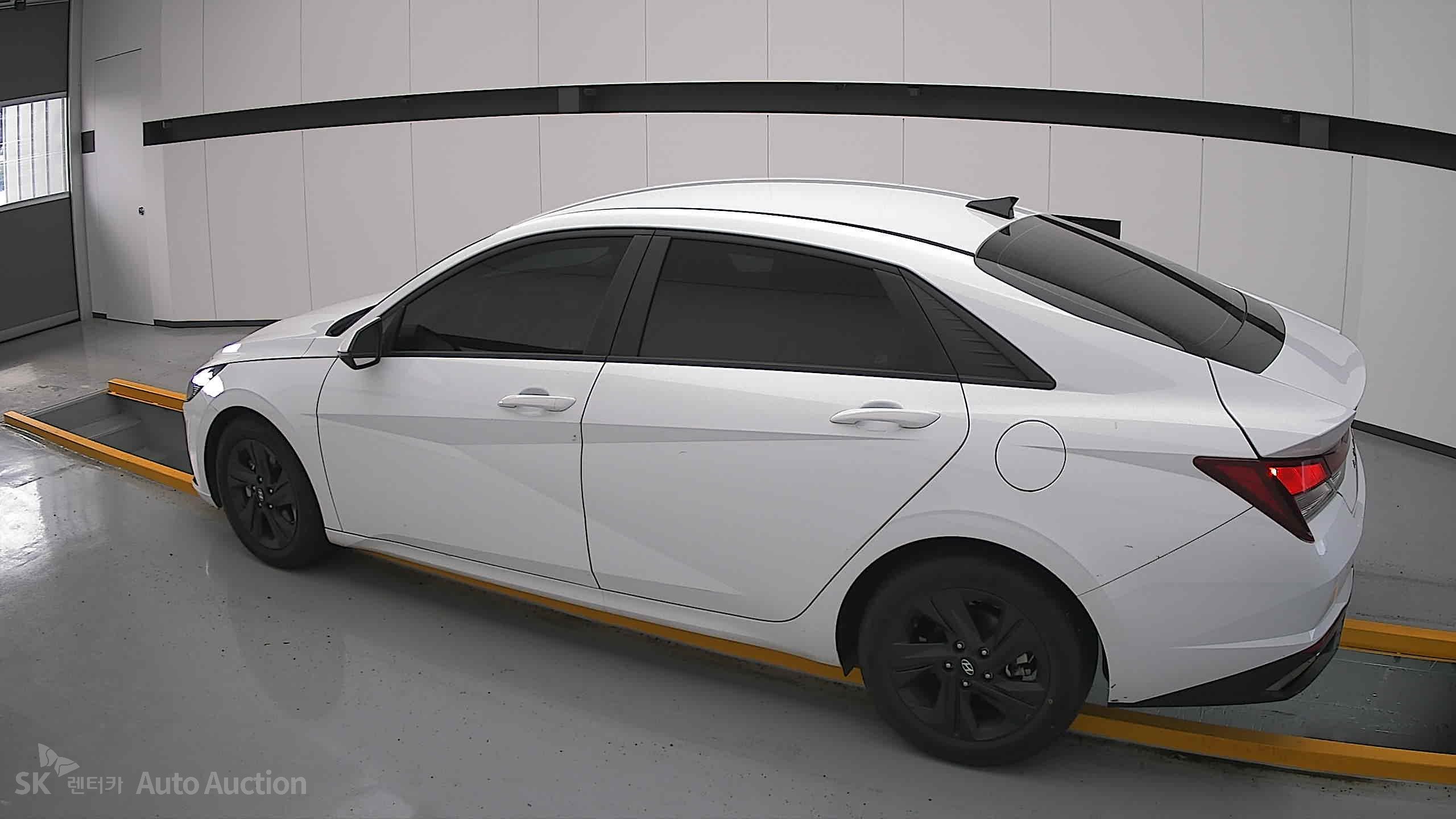 2023 - hyundai avante