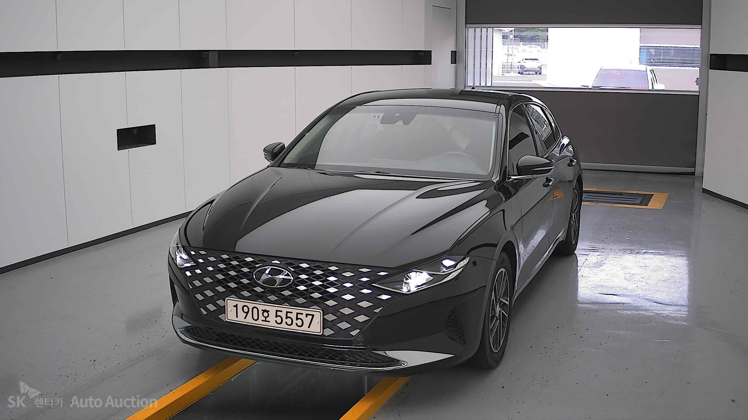 2022 - hyundai grandeur