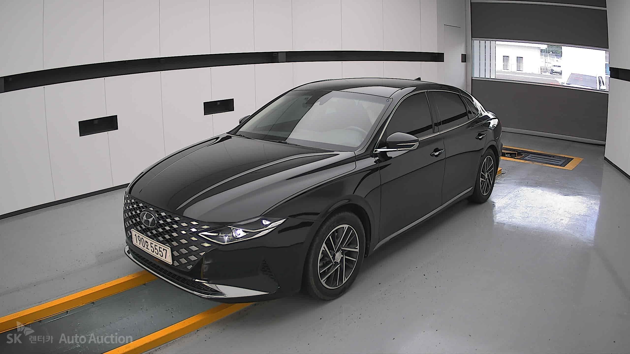 2022 - hyundai grandeur