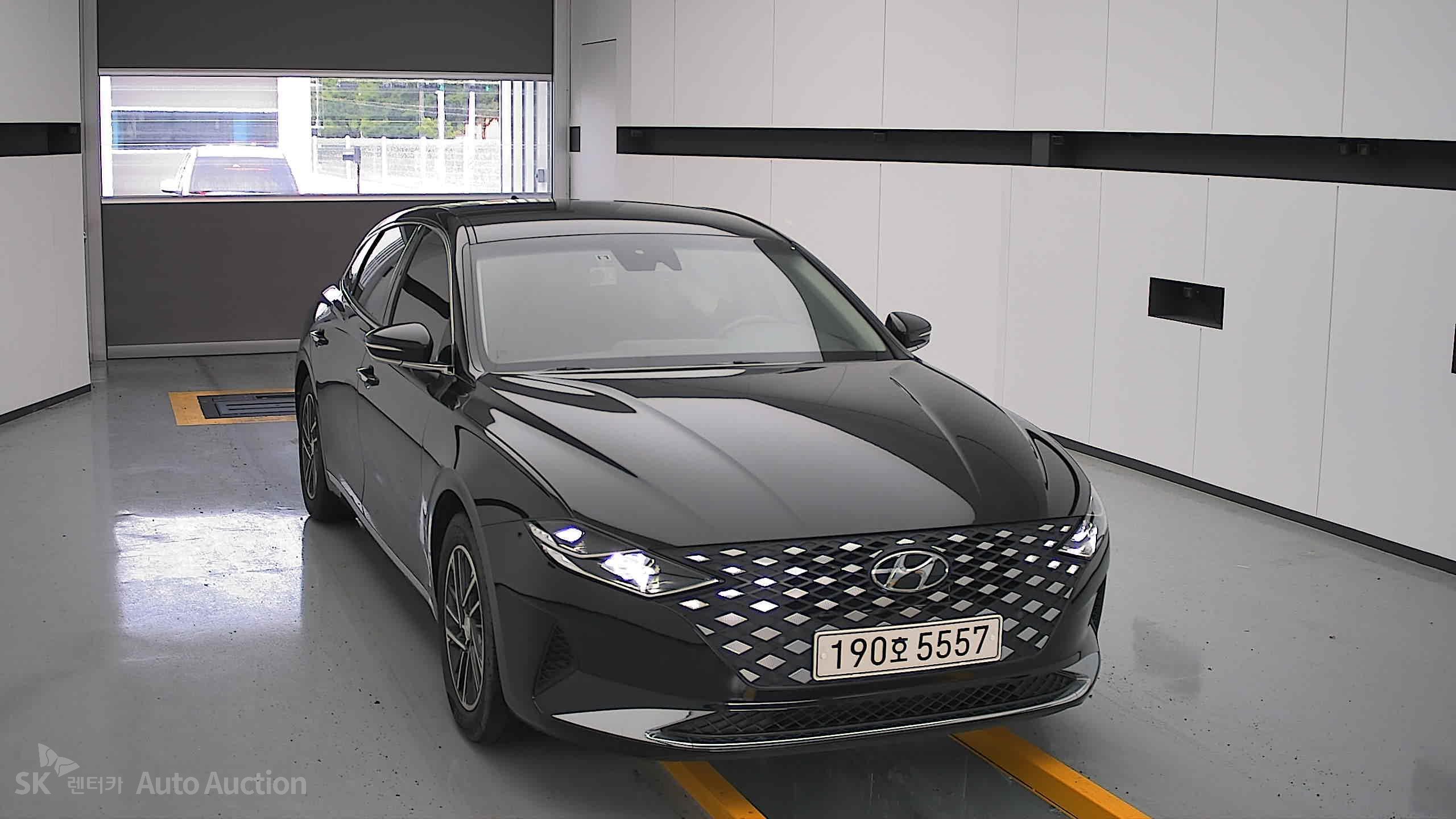 2022 - hyundai grandeur