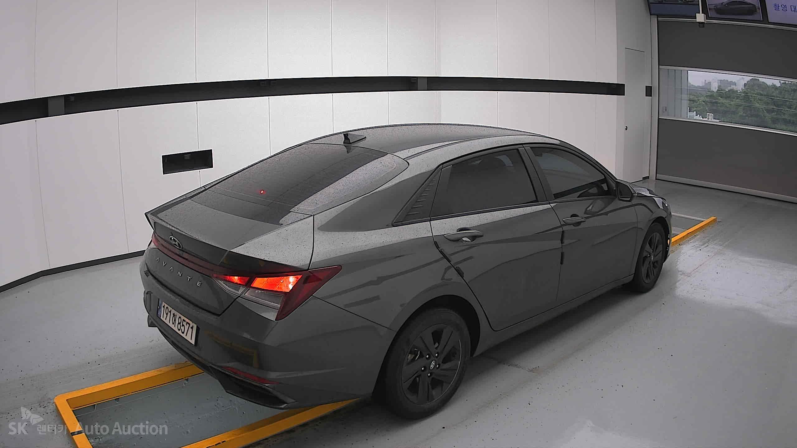 2023 - hyundai avante