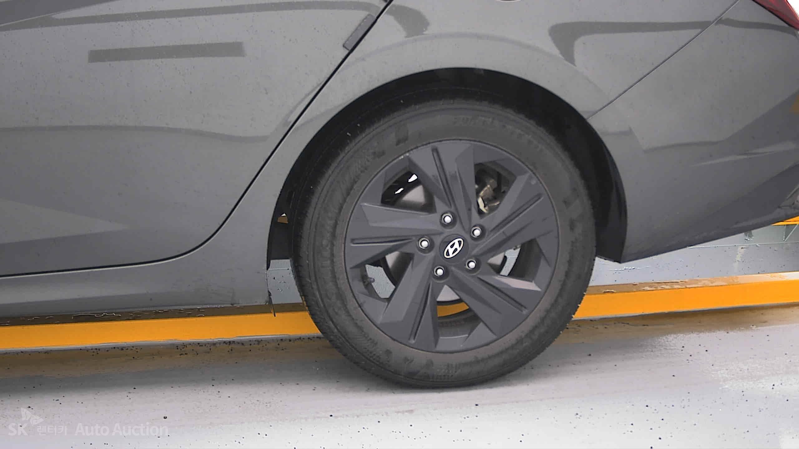 2023 - hyundai avante