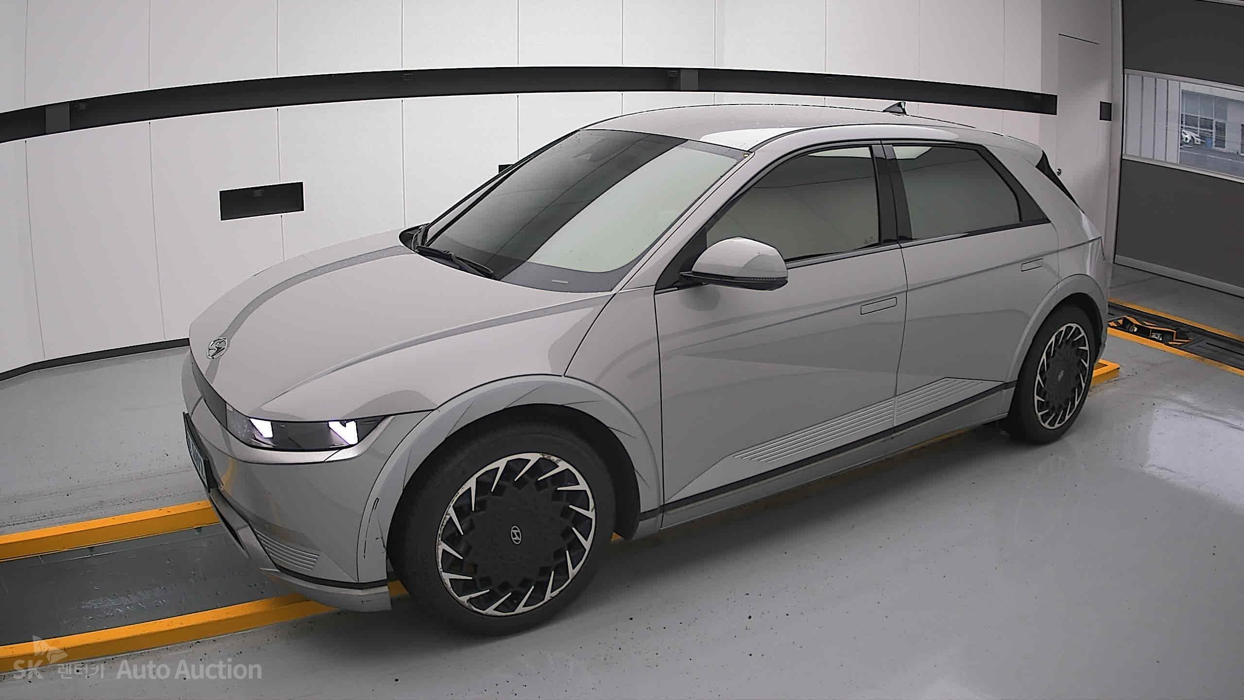 2022 - hyundai ioniq