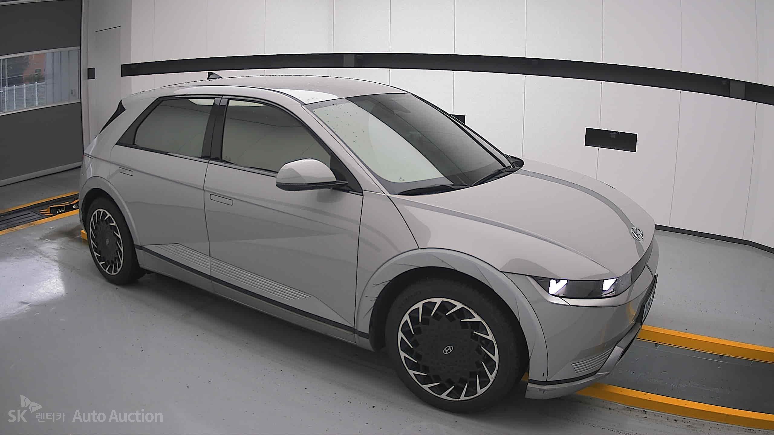 2022 - hyundai ioniq
