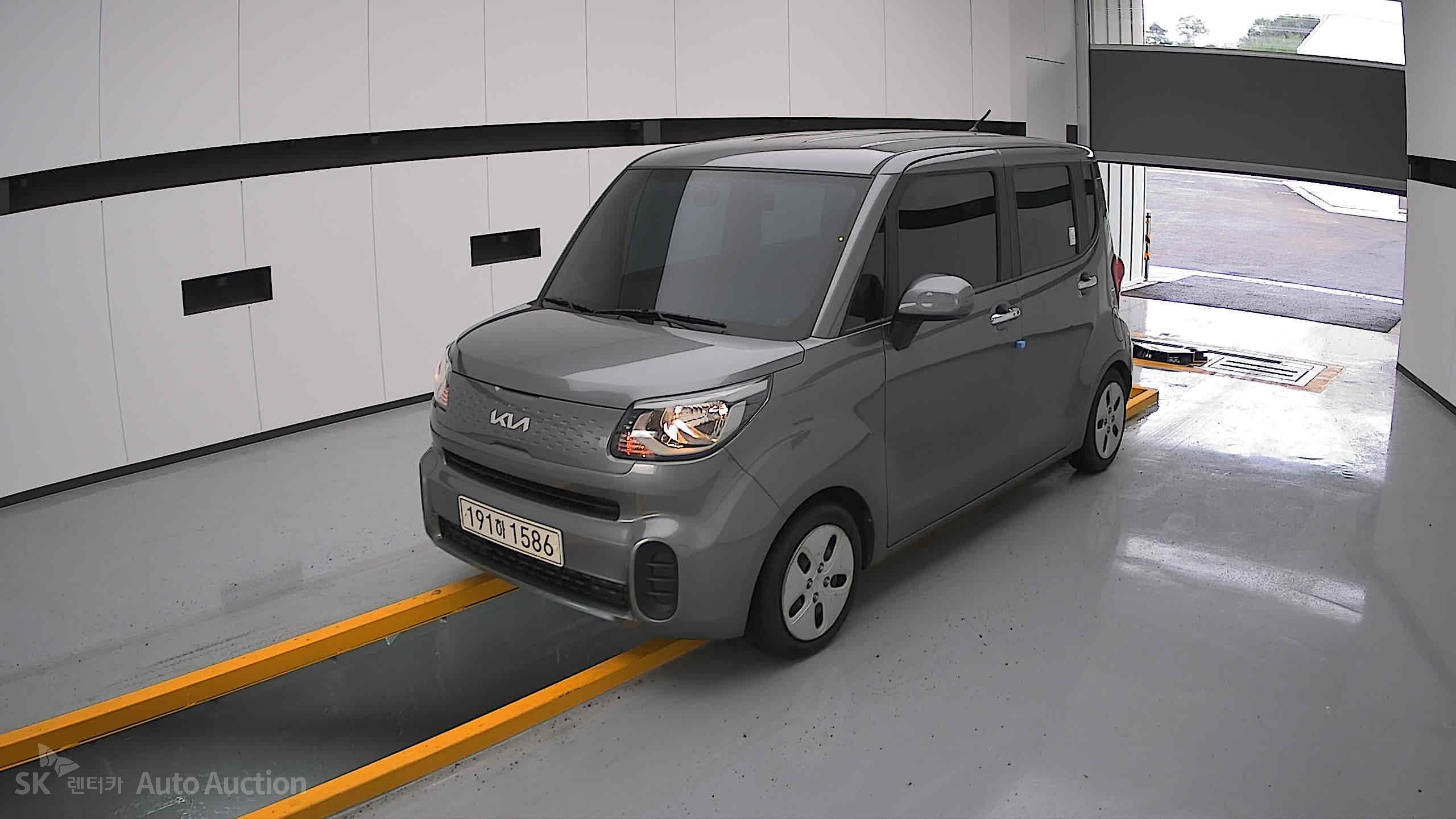2022 - kia ray