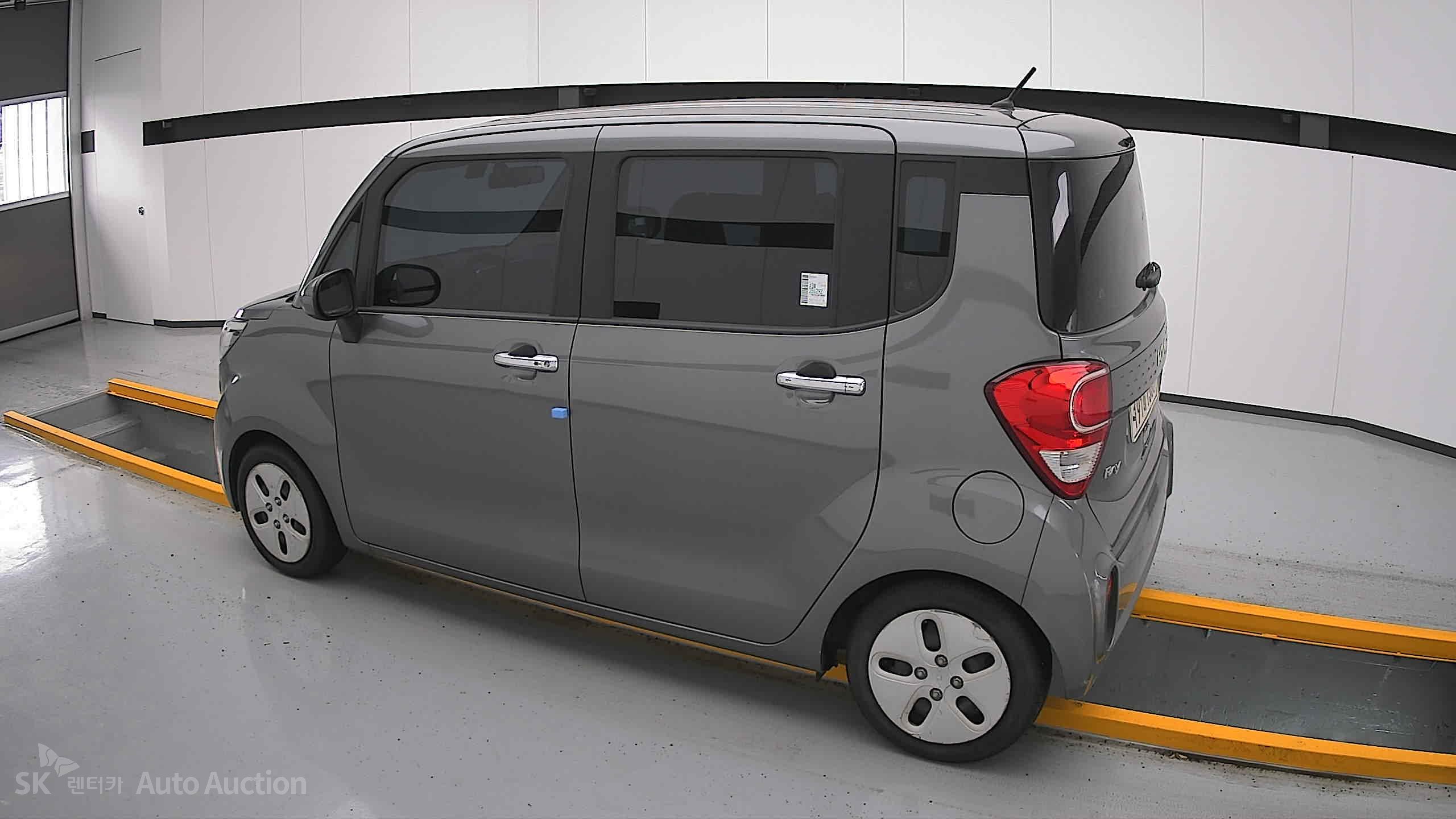 2022 - kia ray