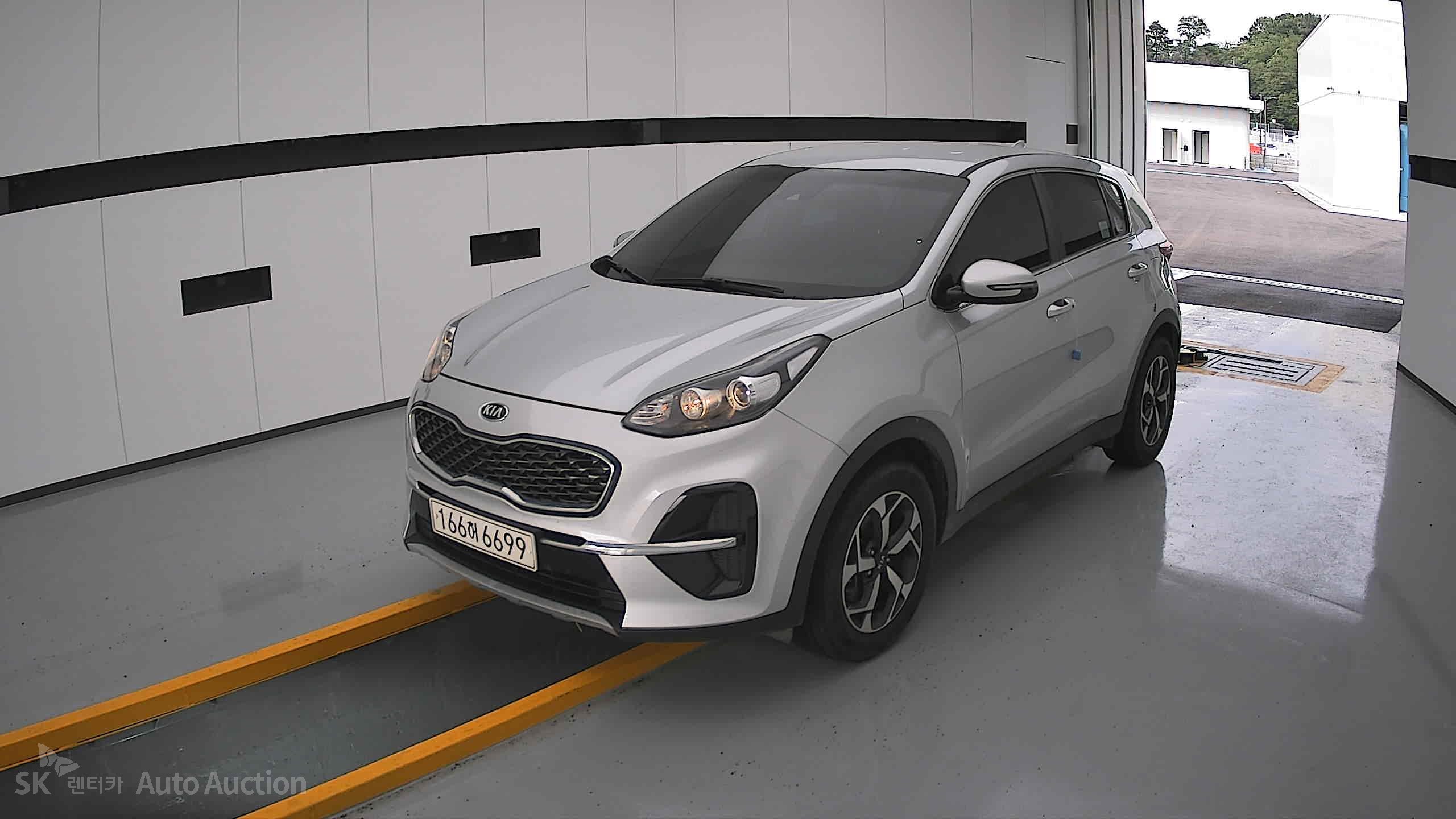 2022 - kia sportage