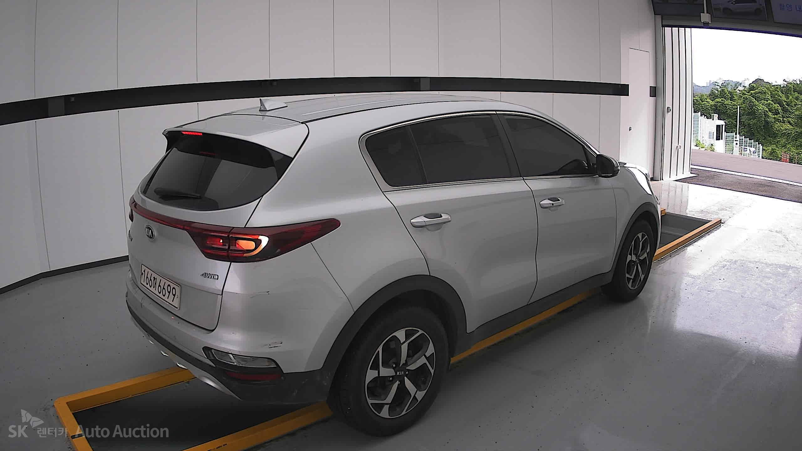 2022 - kia sportage