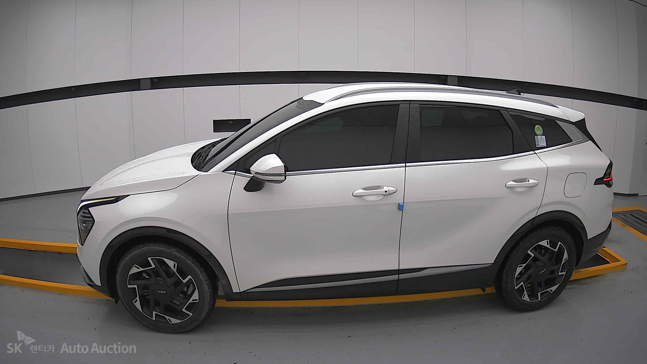 2022 - kia sportage