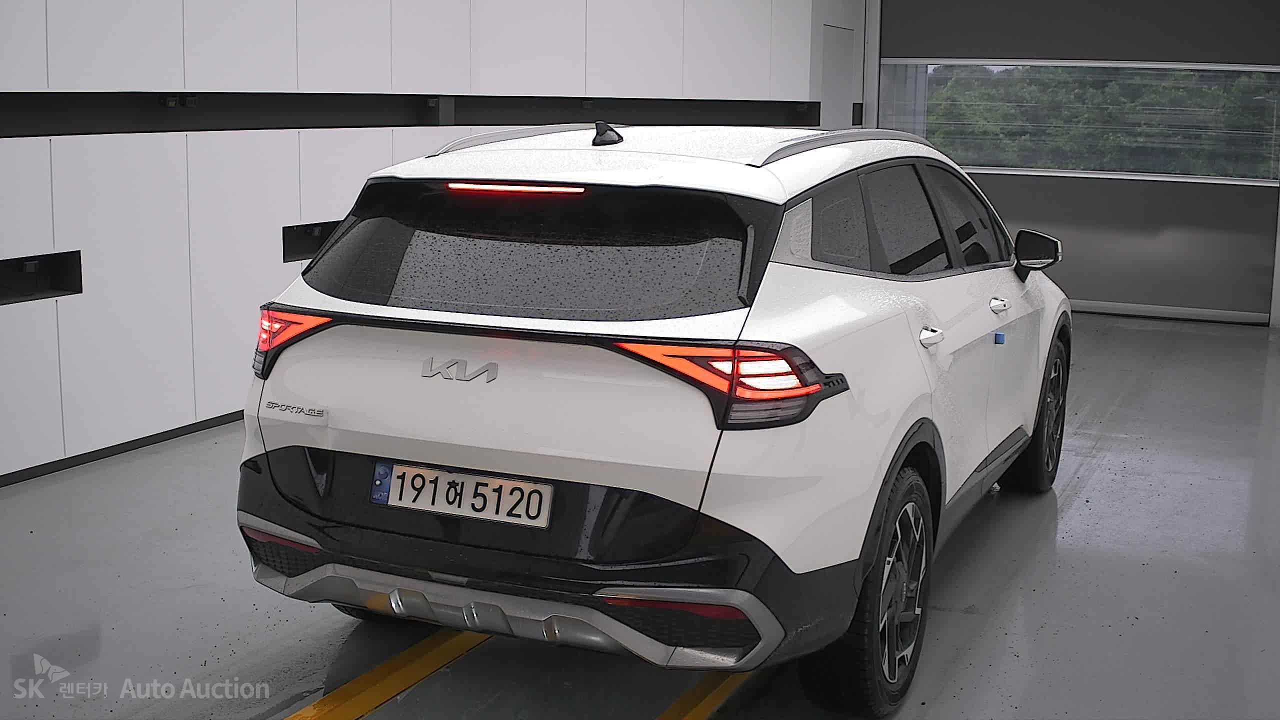 2022 - kia sportage