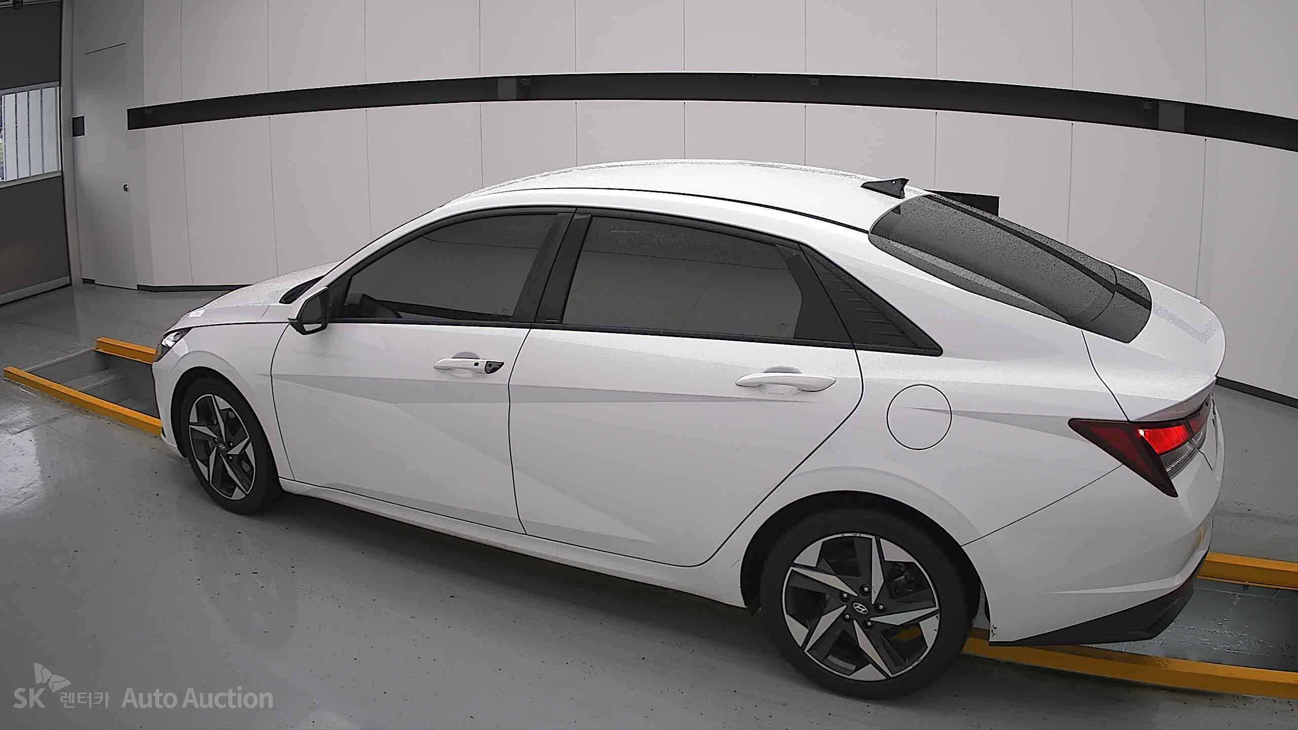 2023 - hyundai avante