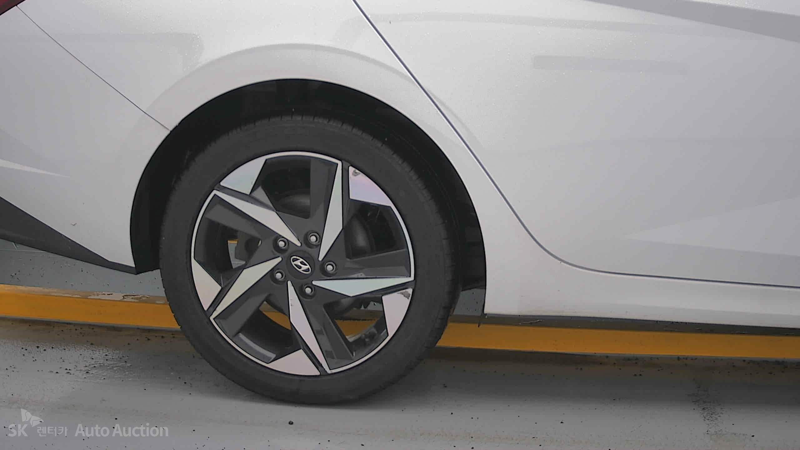 2023 - hyundai avante