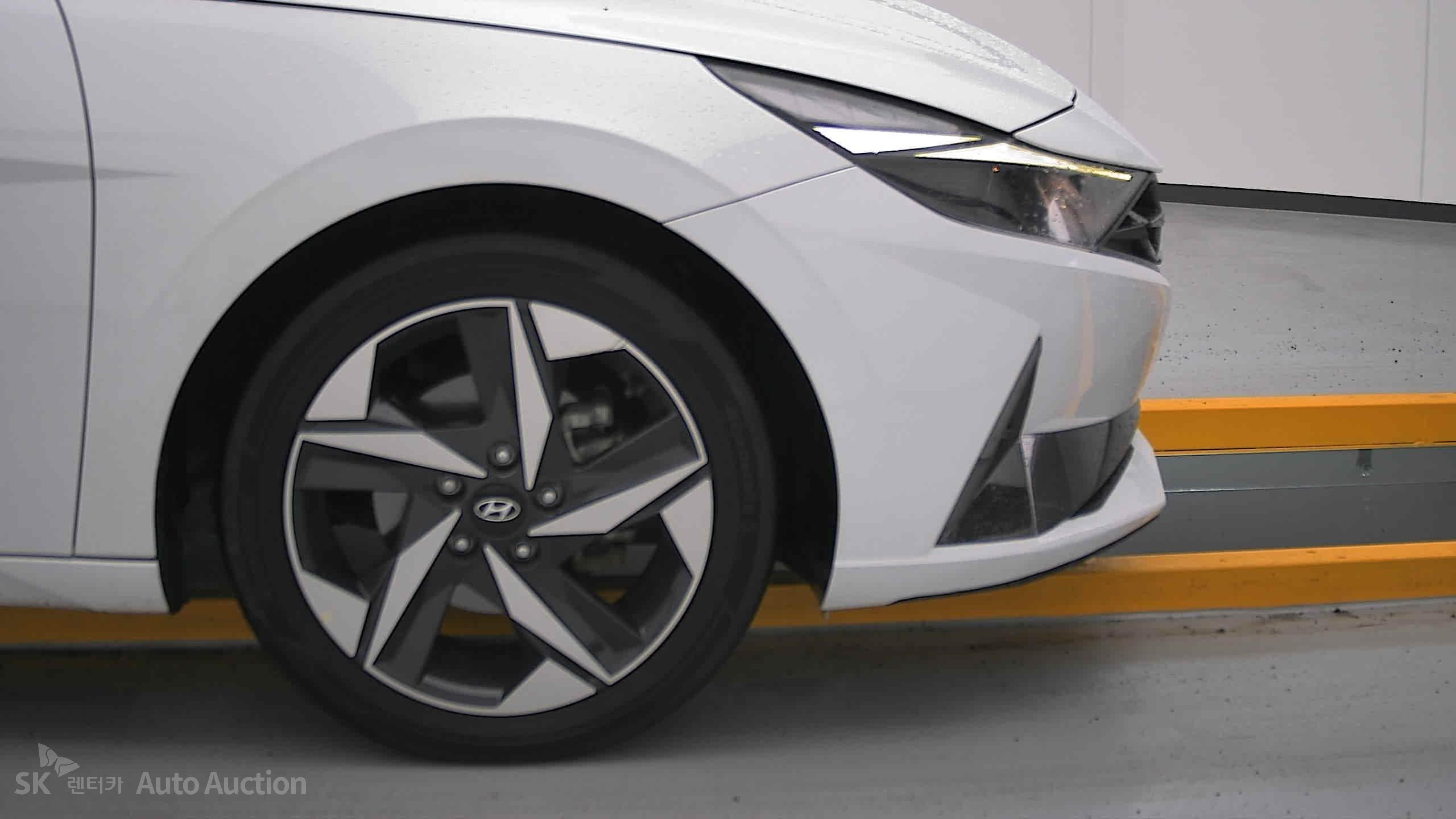 2023 - hyundai avante
