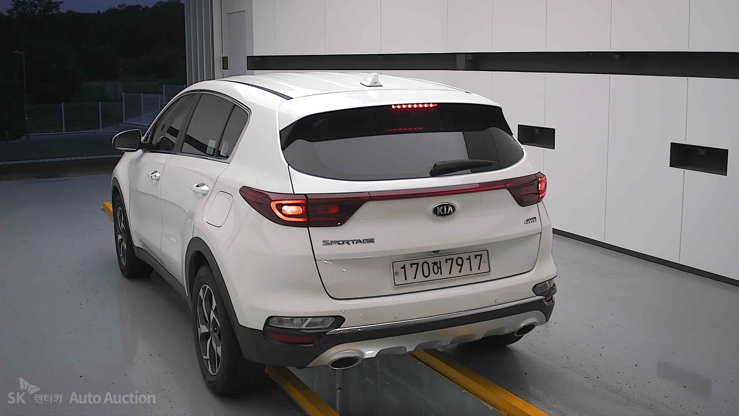 2022 - kia sportage