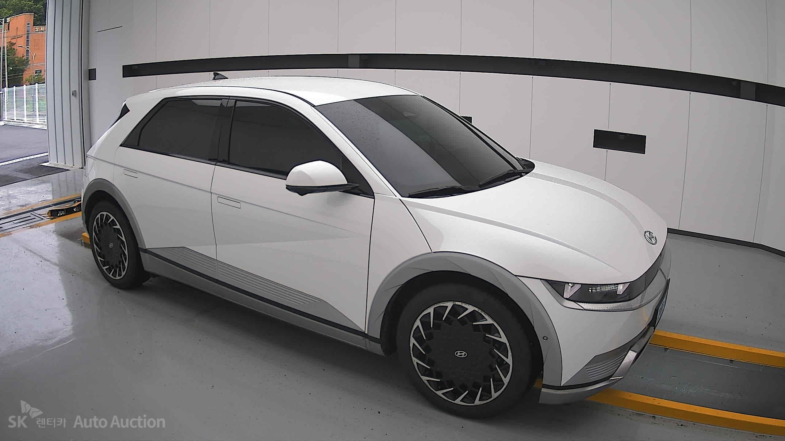 2022 - hyundai ioniq