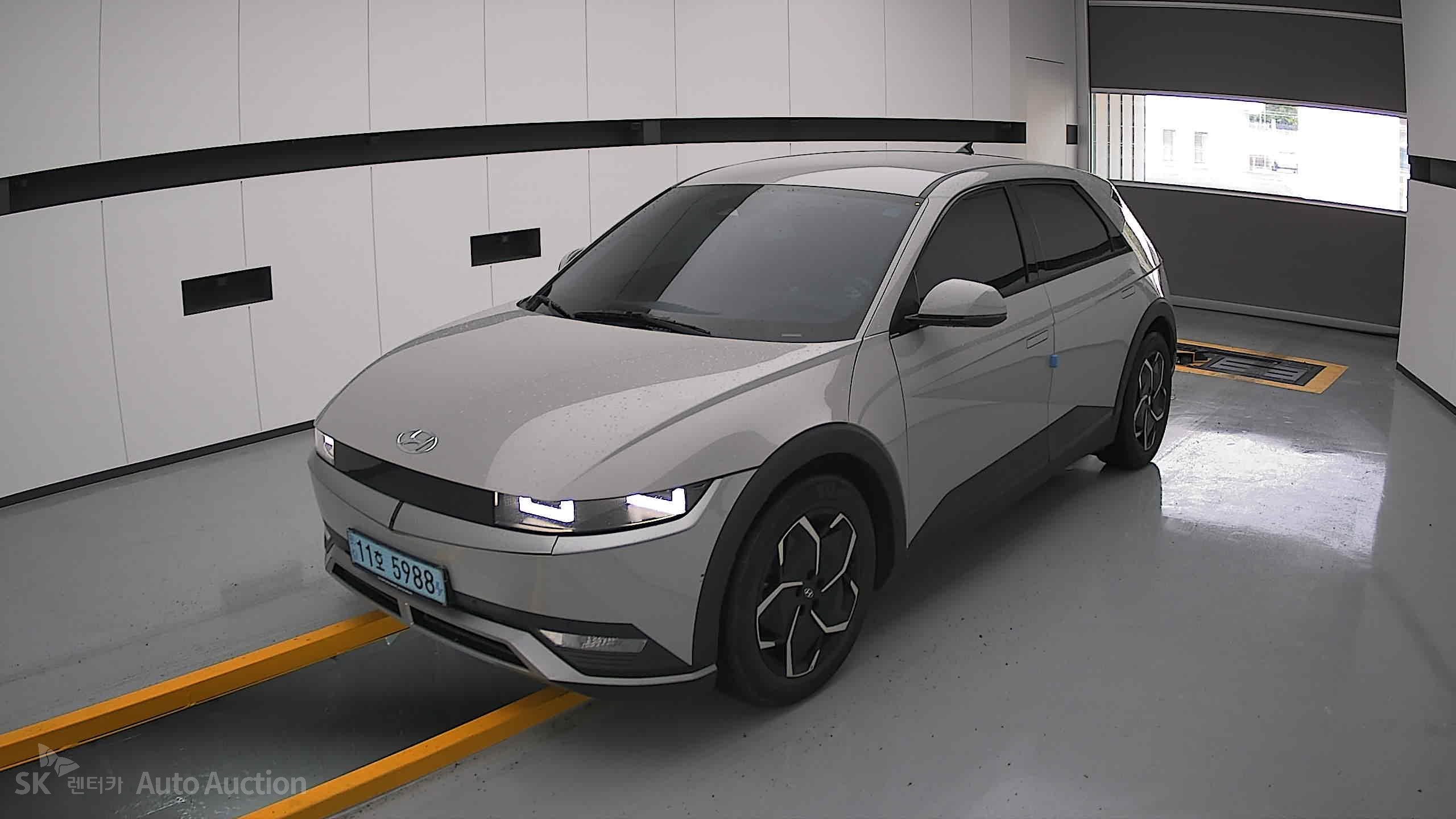 2022 - hyundai ioniq