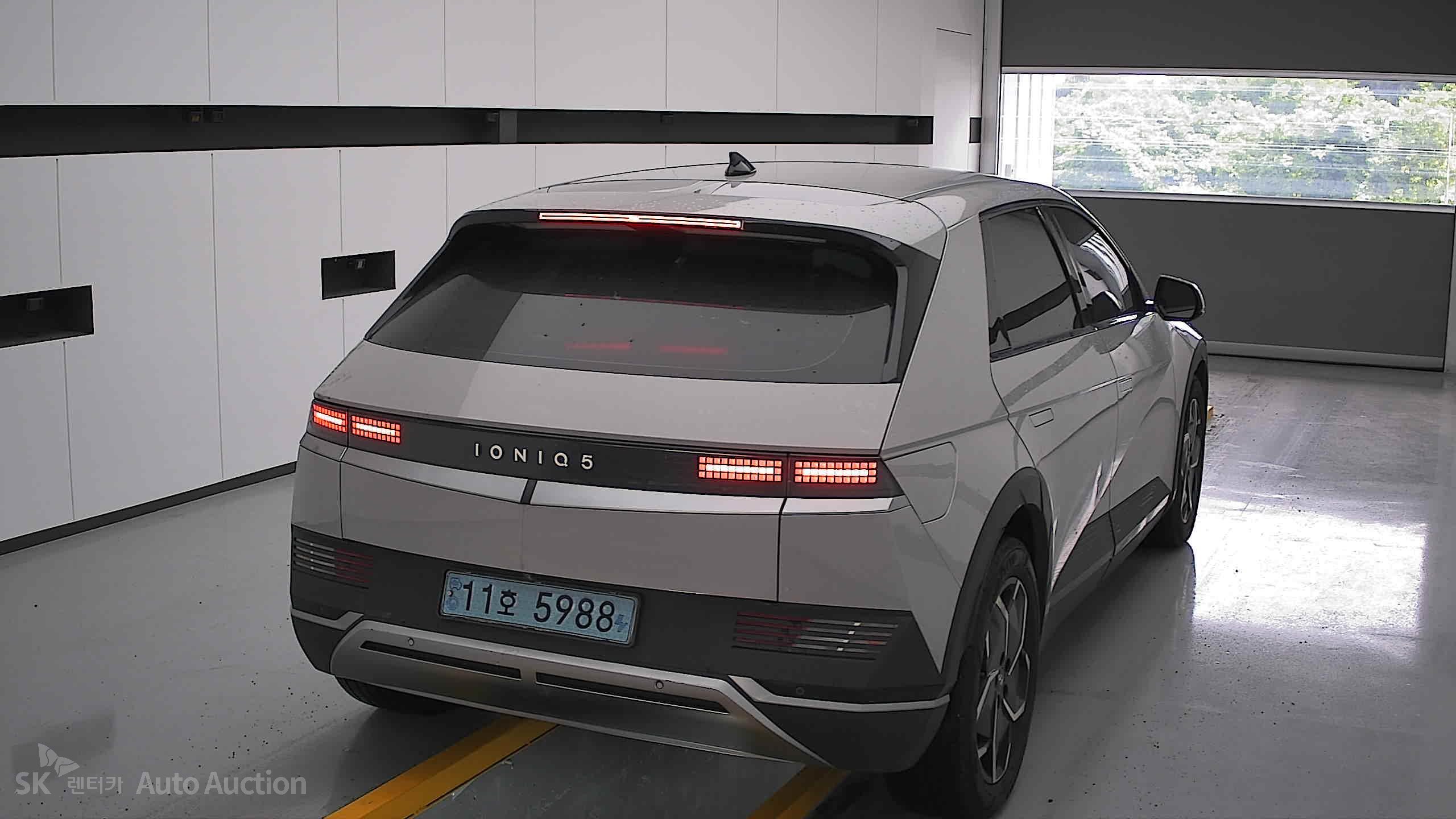 2022 - hyundai ioniq