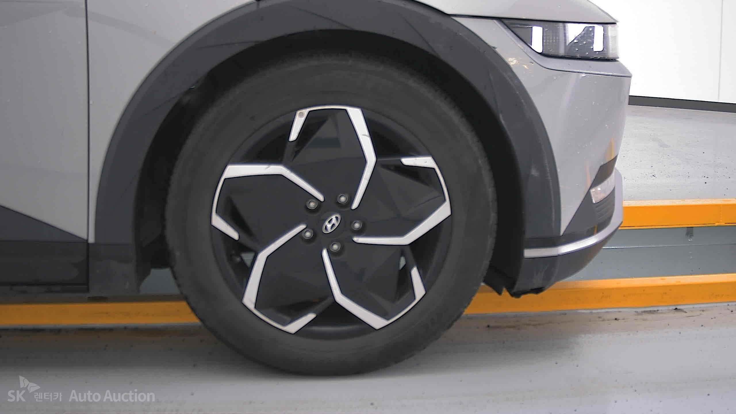 2022 - hyundai ioniq
