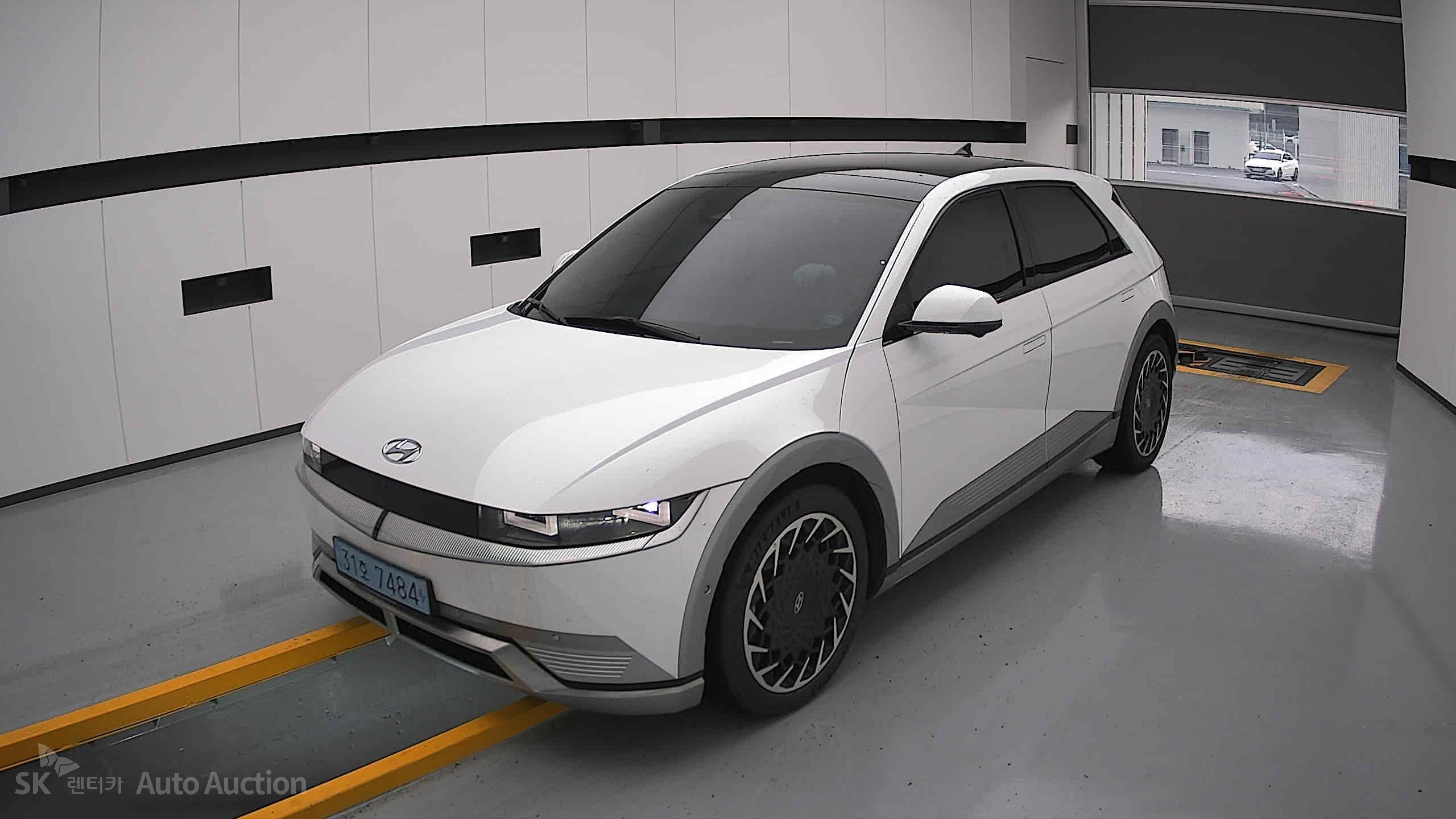 2023 - hyundai ioniq