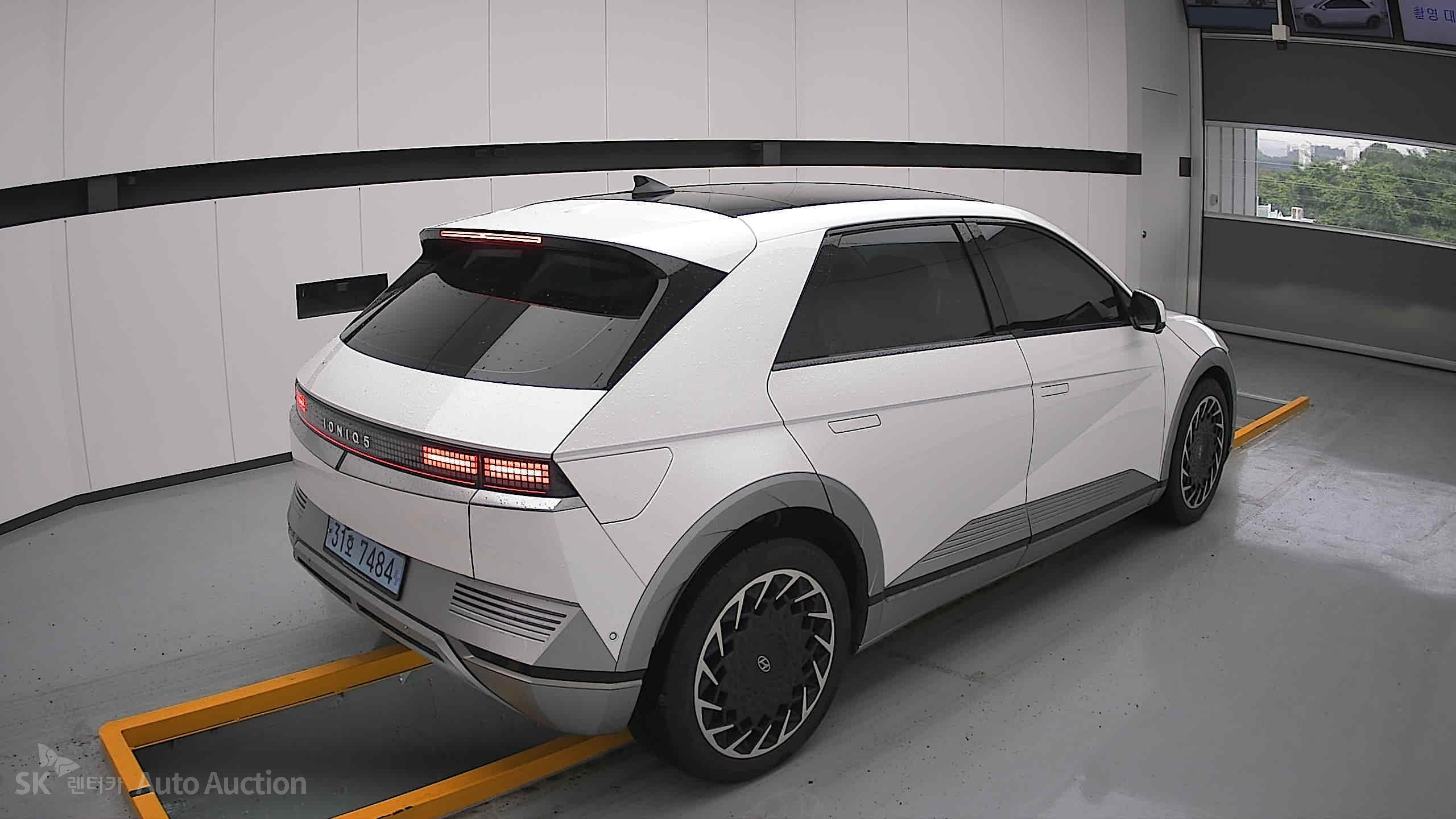 2023 - hyundai ioniq