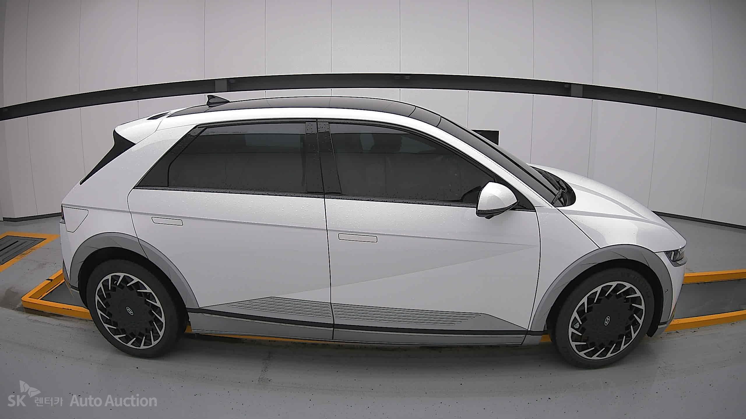 2023 - hyundai ioniq
