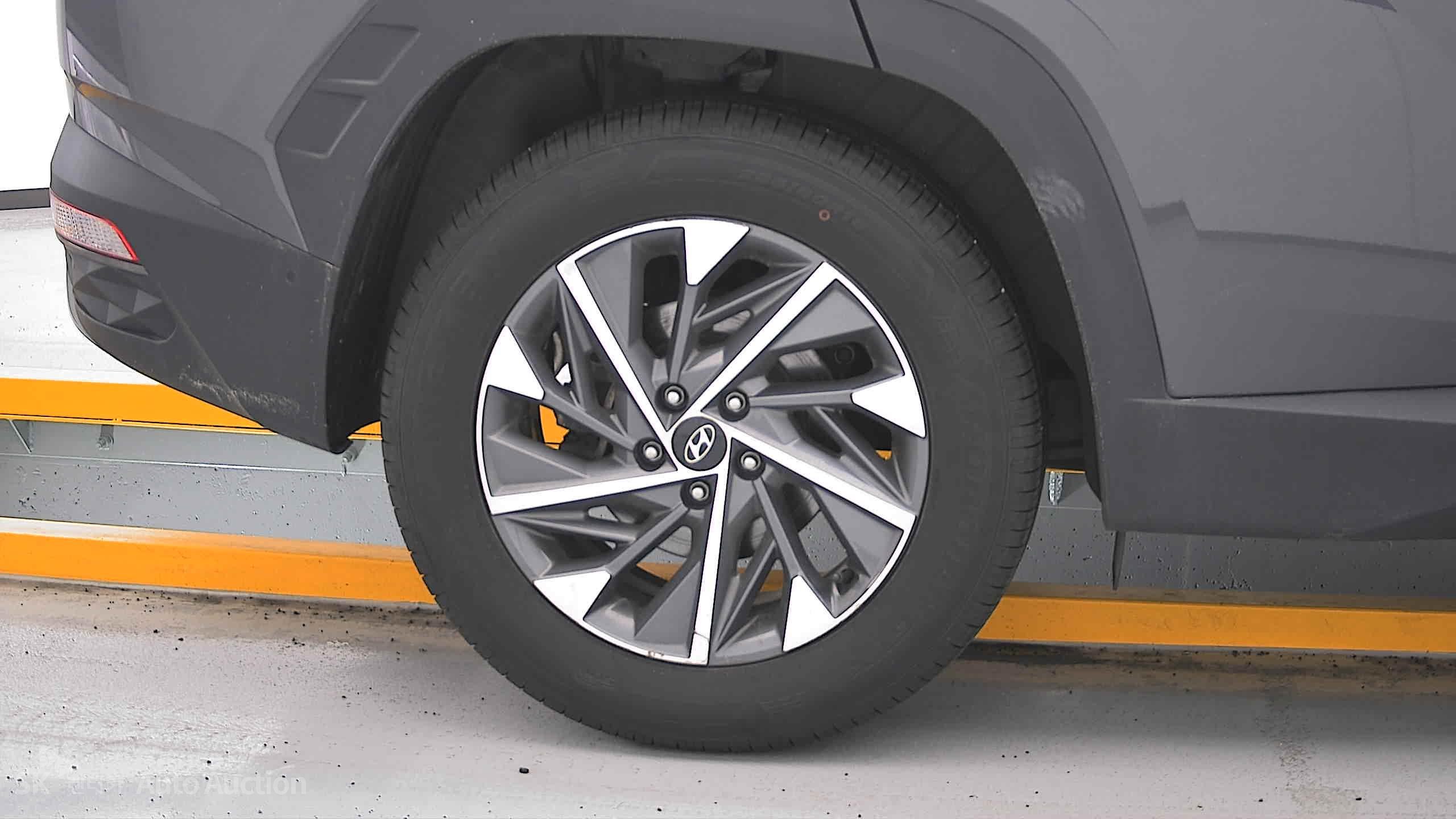 2022 - hyundai tucson
