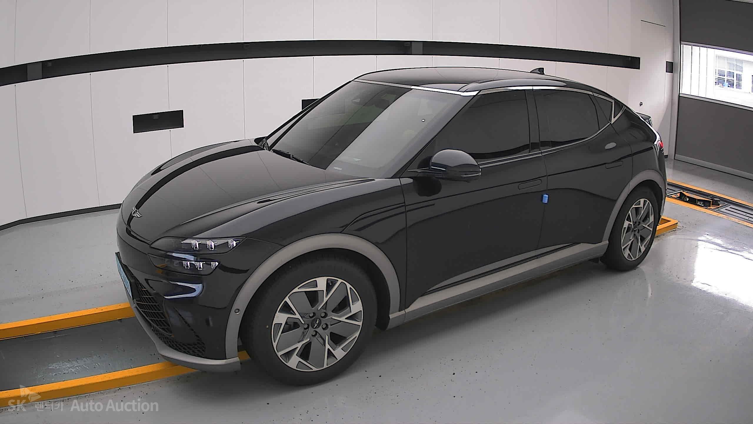 2022 - genesis gv60
