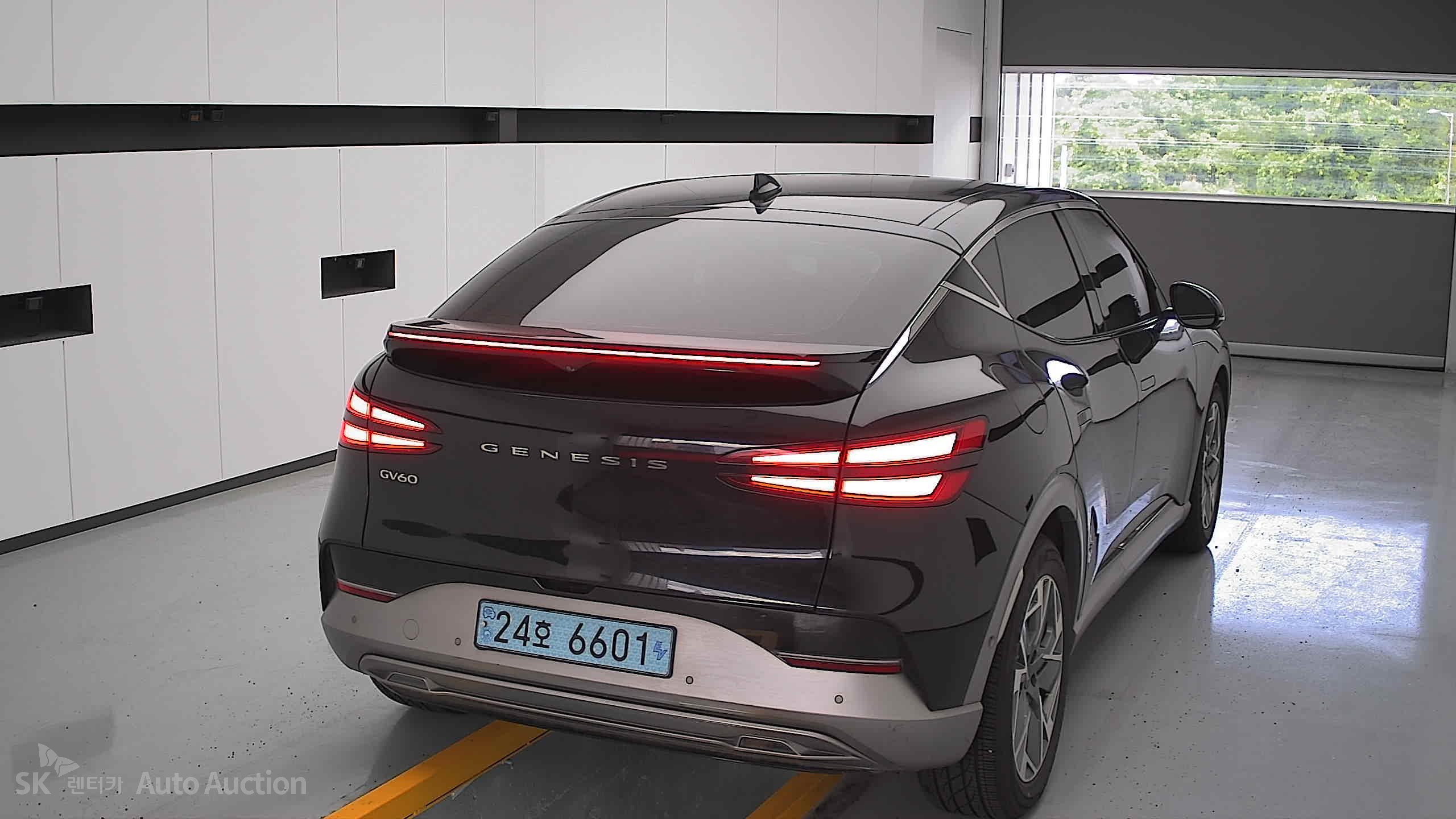 2022 - genesis gv60