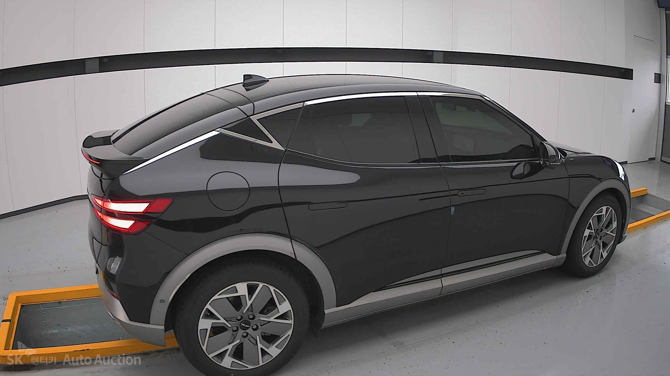 2022 - genesis gv60