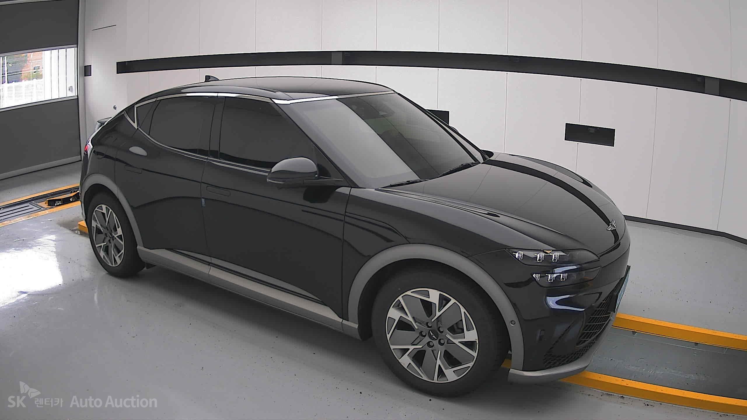 2022 - genesis gv60